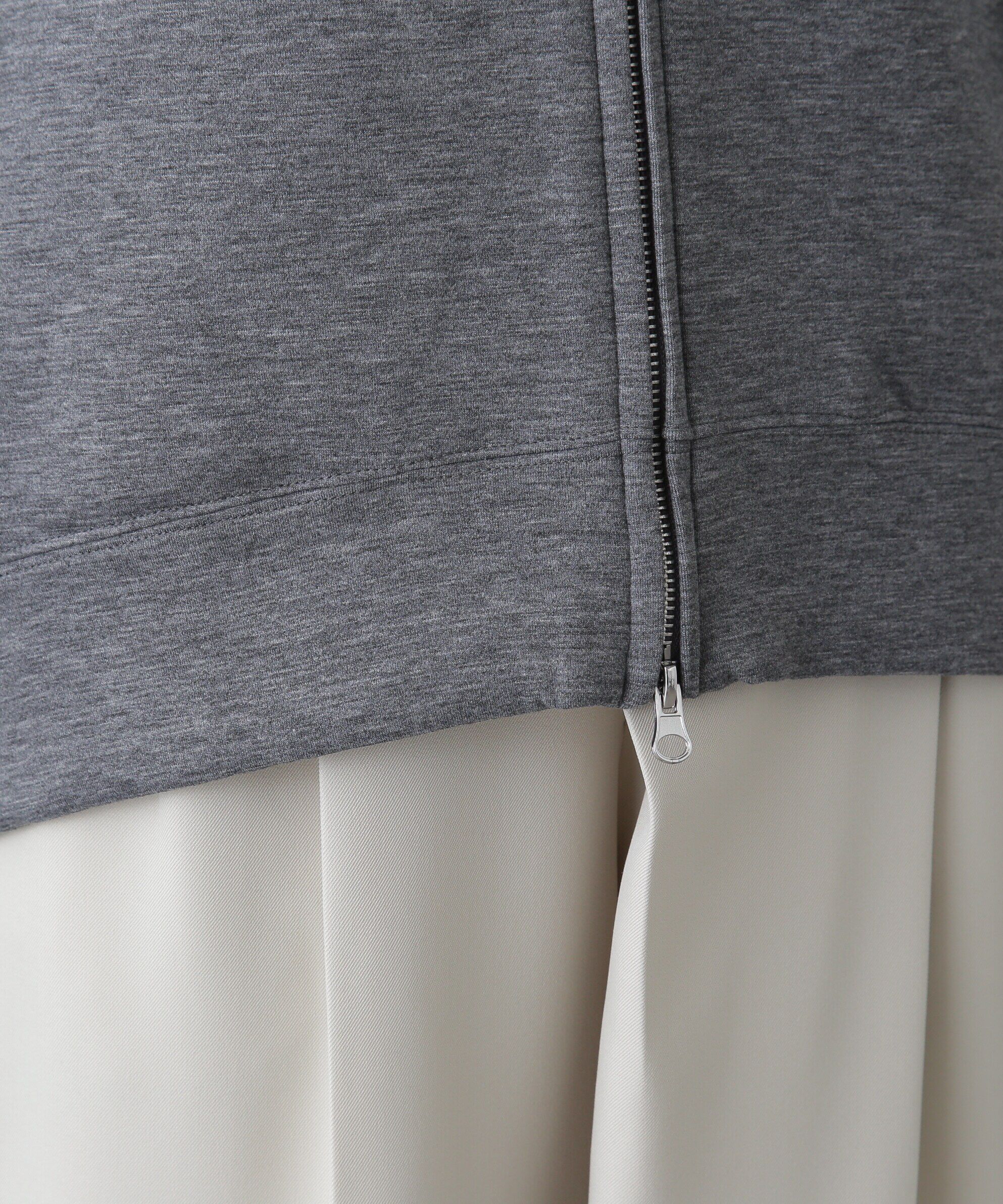  「ダンボールフォルムジップフーディー」|Tシャツ・カットソー|