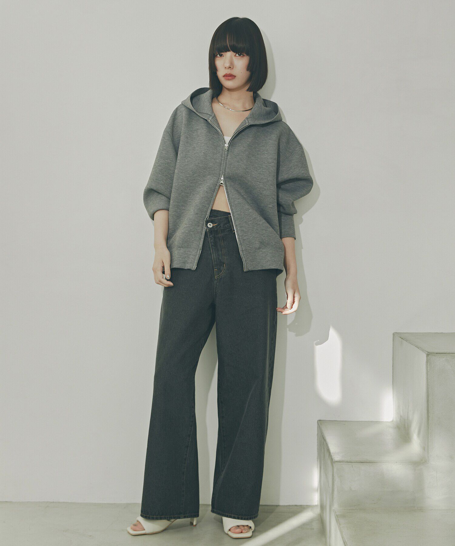  「ダンボールフォルムジップフーディー」|Tシャツ・カットソー|