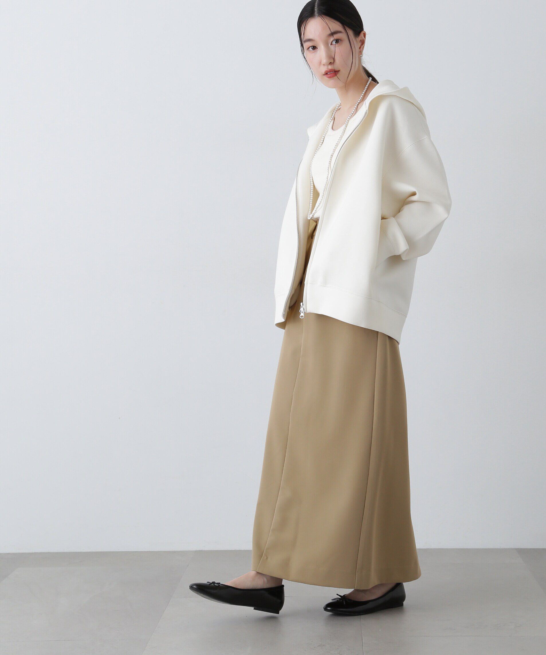  「ダンボールフォルムジップフーディー」|Tシャツ・カットソー|