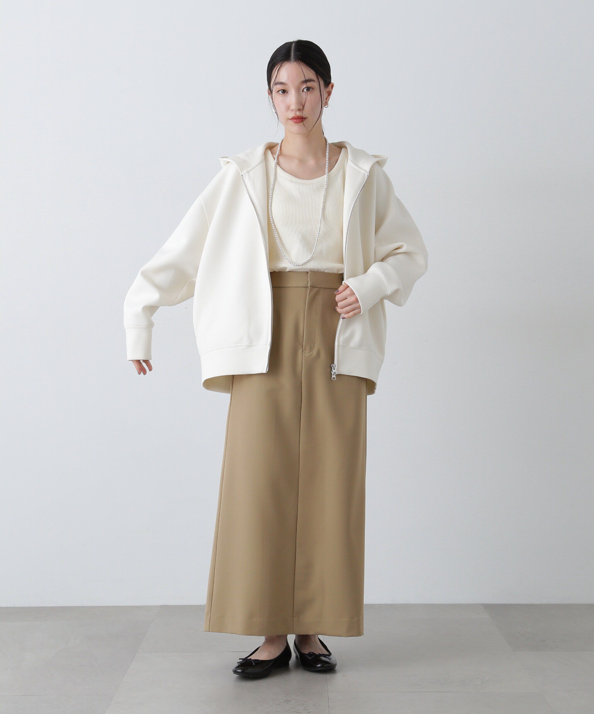  「ダンボールフォルムジップフーディー」|Tシャツ・カットソー|