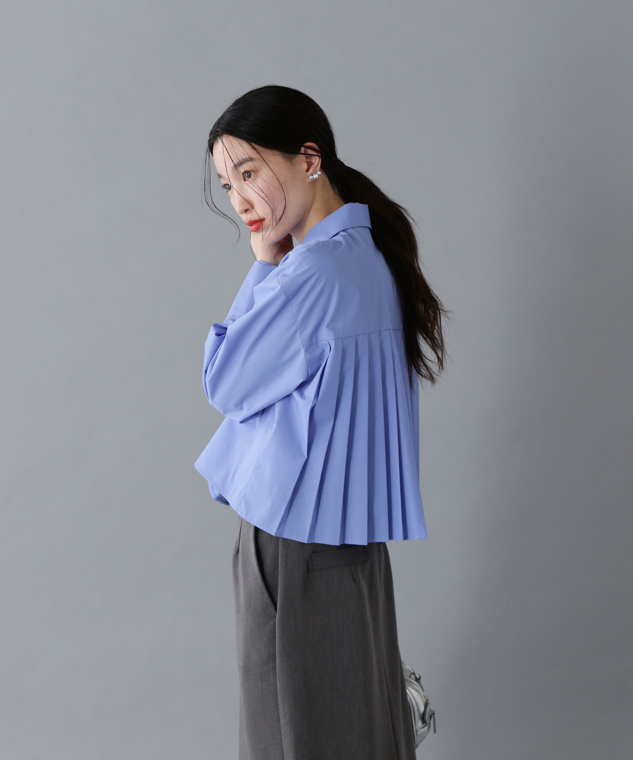  「バックプリーツショートシャツ」|シャツ・ブラウス|