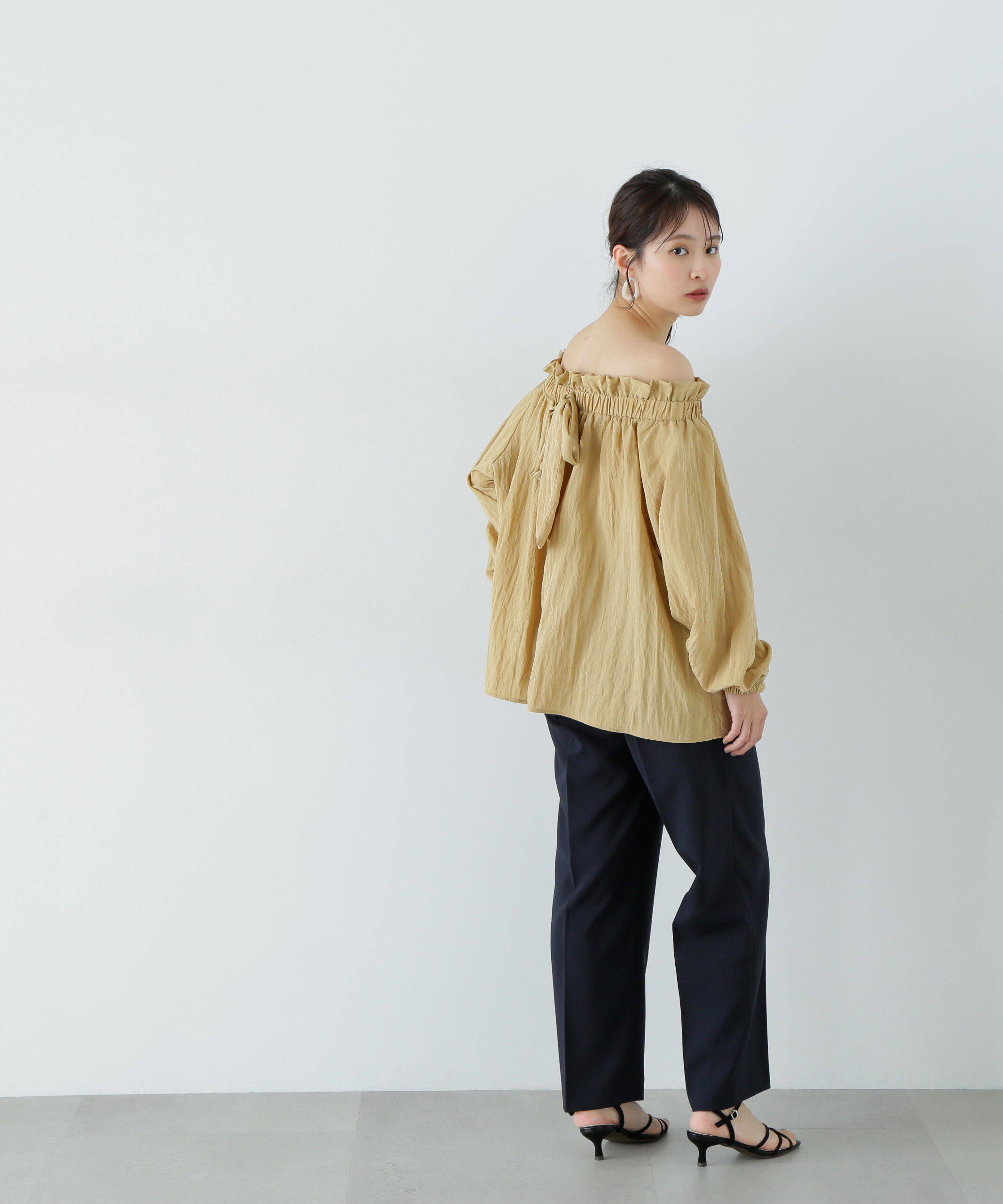  「オフショルペーパーバックブラウス」|シャツ・ブラウス|