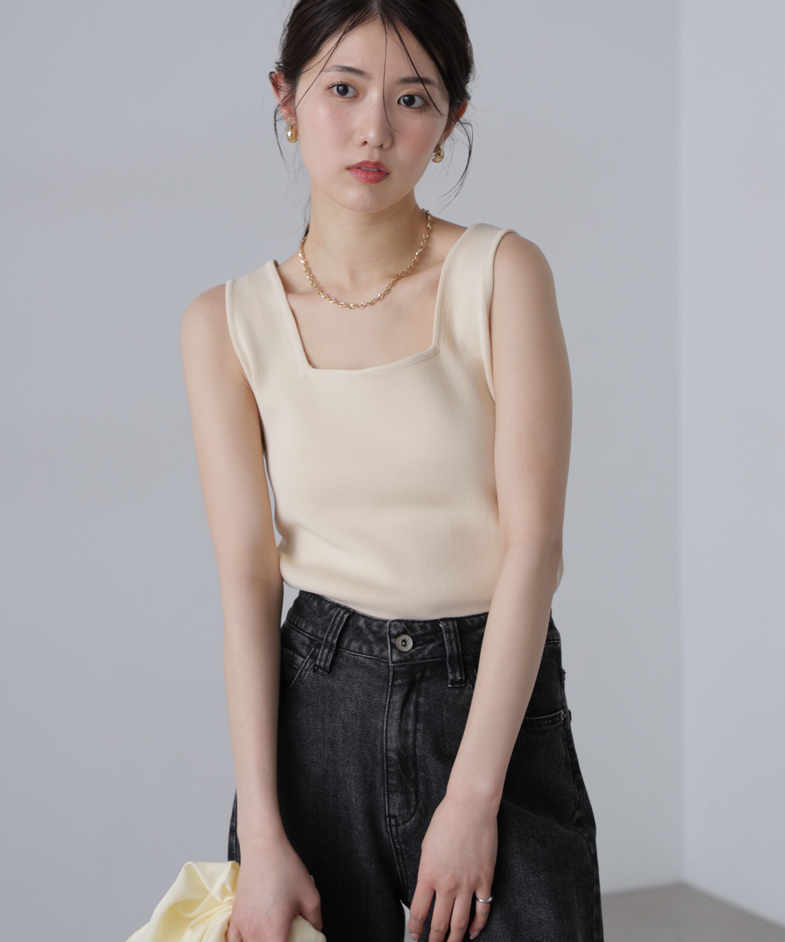  「〈洗える〉マシンウォッシャブル総針スクエアネックタンクニット」|ニット・セーター|オフホワイト