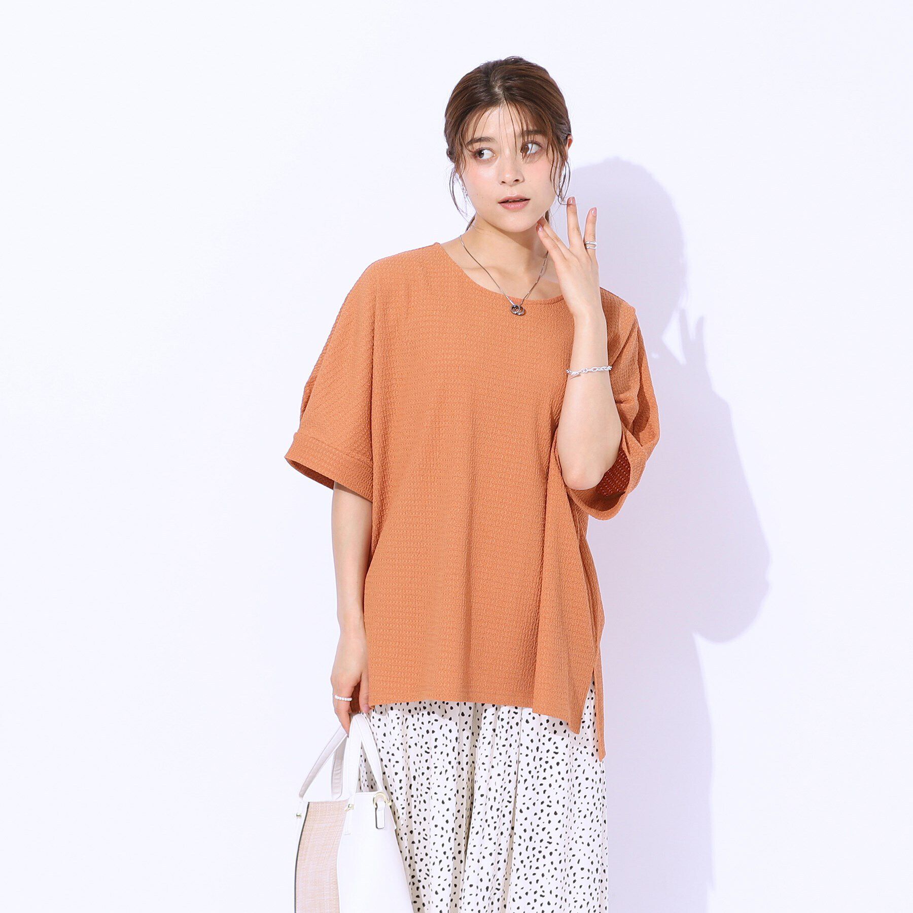 SHOO･LA･RUE「【涼やかリラクシー】アウトで決まる 5分袖ドルマントップス」|Tシャツ・カットソー|