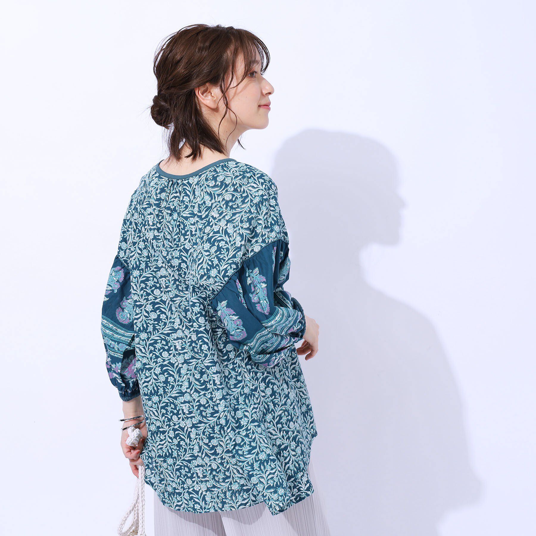 SHOO･LA･RUE「【洗える/インド綿100％】さらり軽やか お袖ボリュームブラウス」|シャツ・ブラウス|