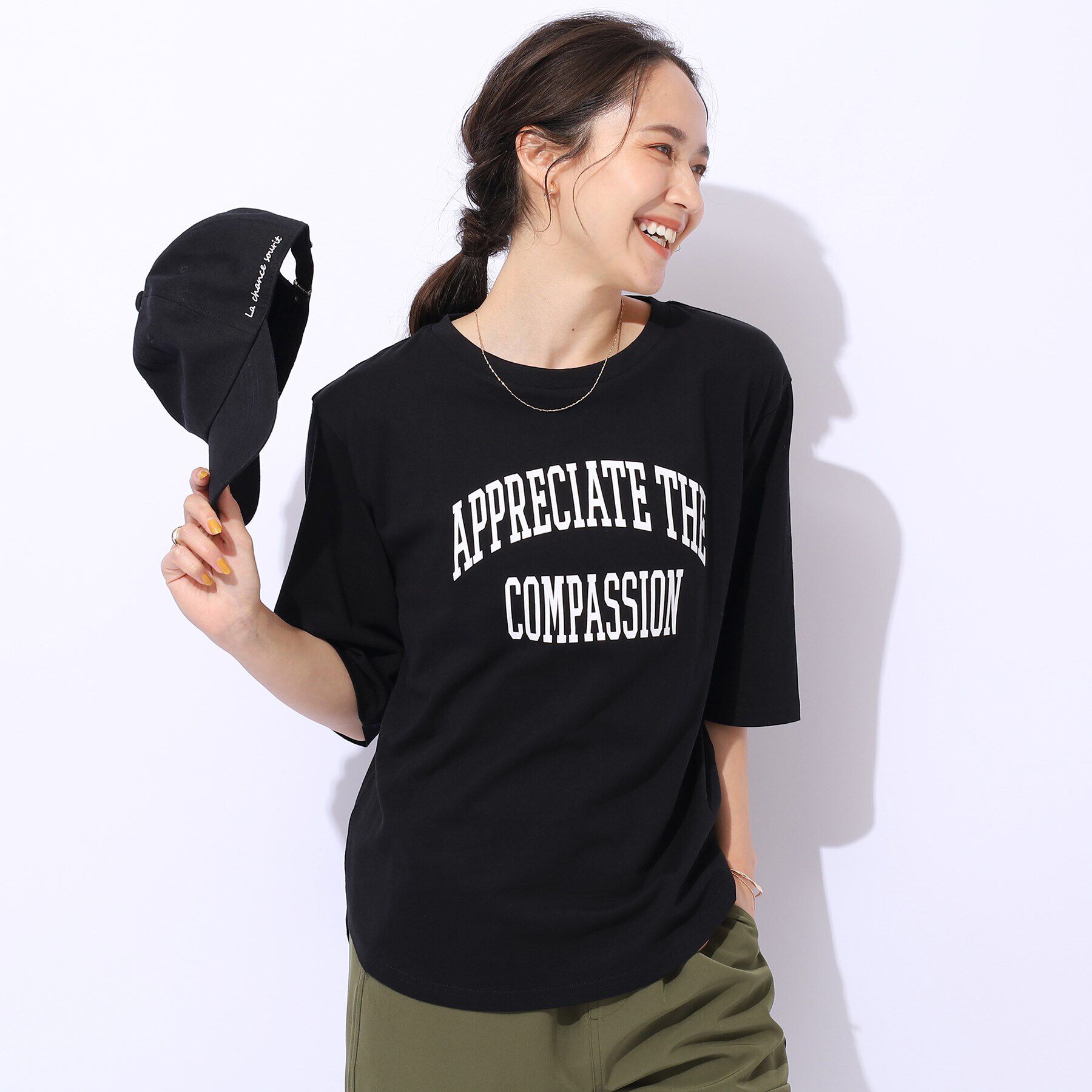 SHOO･LA･RUE「【洗える/綿100%/プチプラ】アウトも決まる ラウンドヘム プリントTシャツ」|Tシャツ・カットソー|ブラック(319)