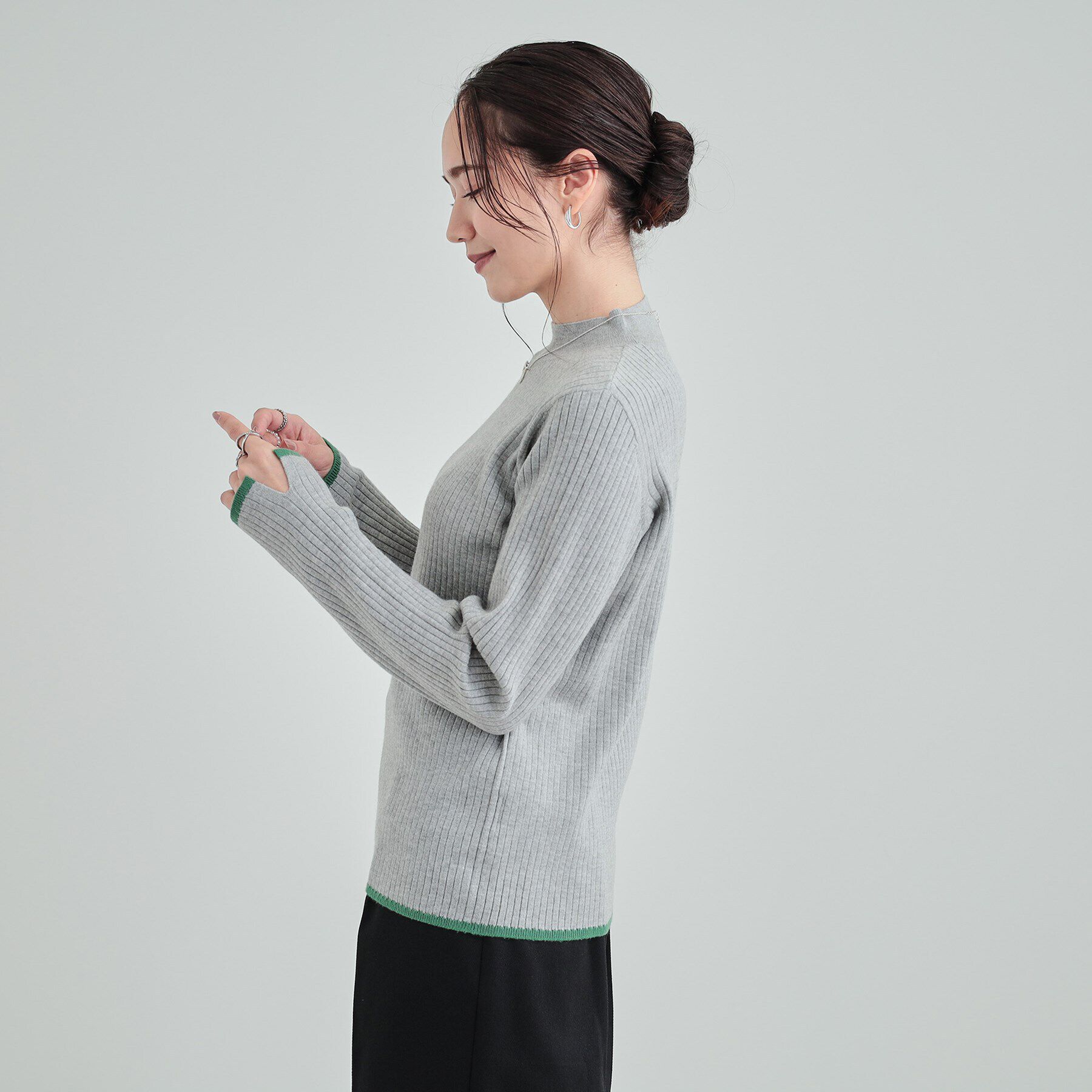 SHOO･LA･RUE「【洗える】1枚でこなれ見え 配色ライン リブハイネックニット」|ニット・セーター|