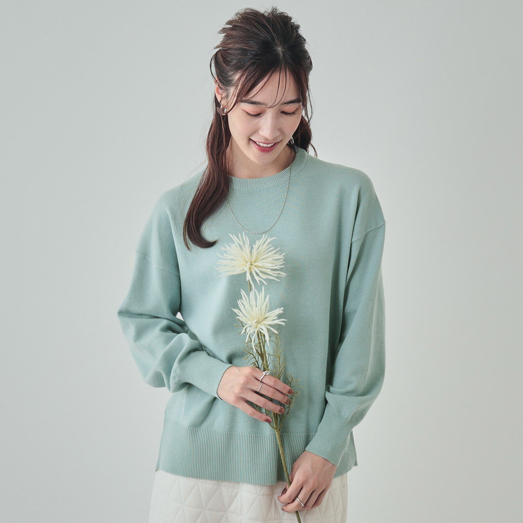 SHOO･LA･RUE「【洗える/毛玉レス】インせず着られる　大人の抜け感　バックスリットニット」|ニット・セーター|ミントグリーン(02