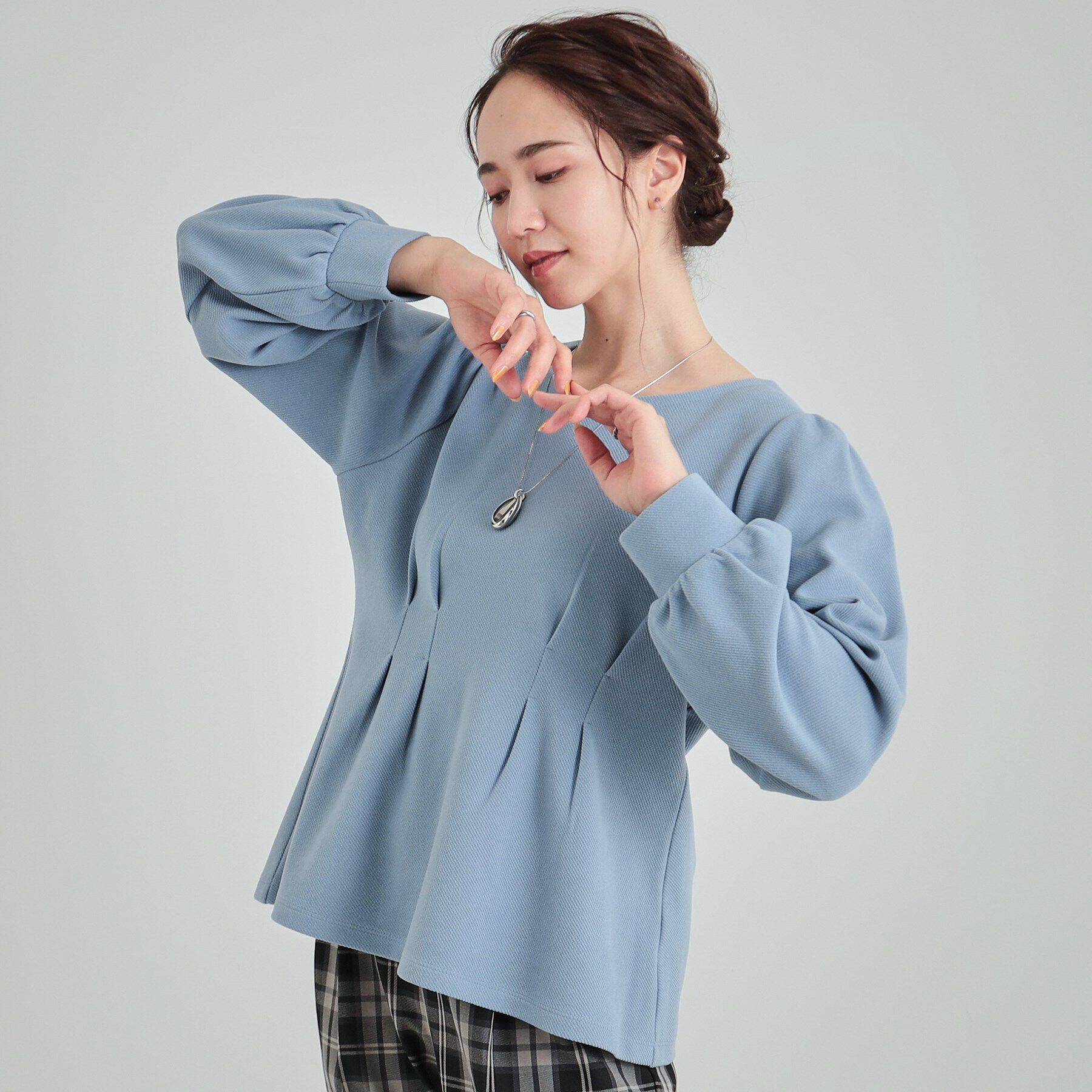 SHOO･LA･RUE「ウエストタックで綺麗にくびれる 起毛ペプラムトップス」|Tシャツ・カットソー|ブルー(091)