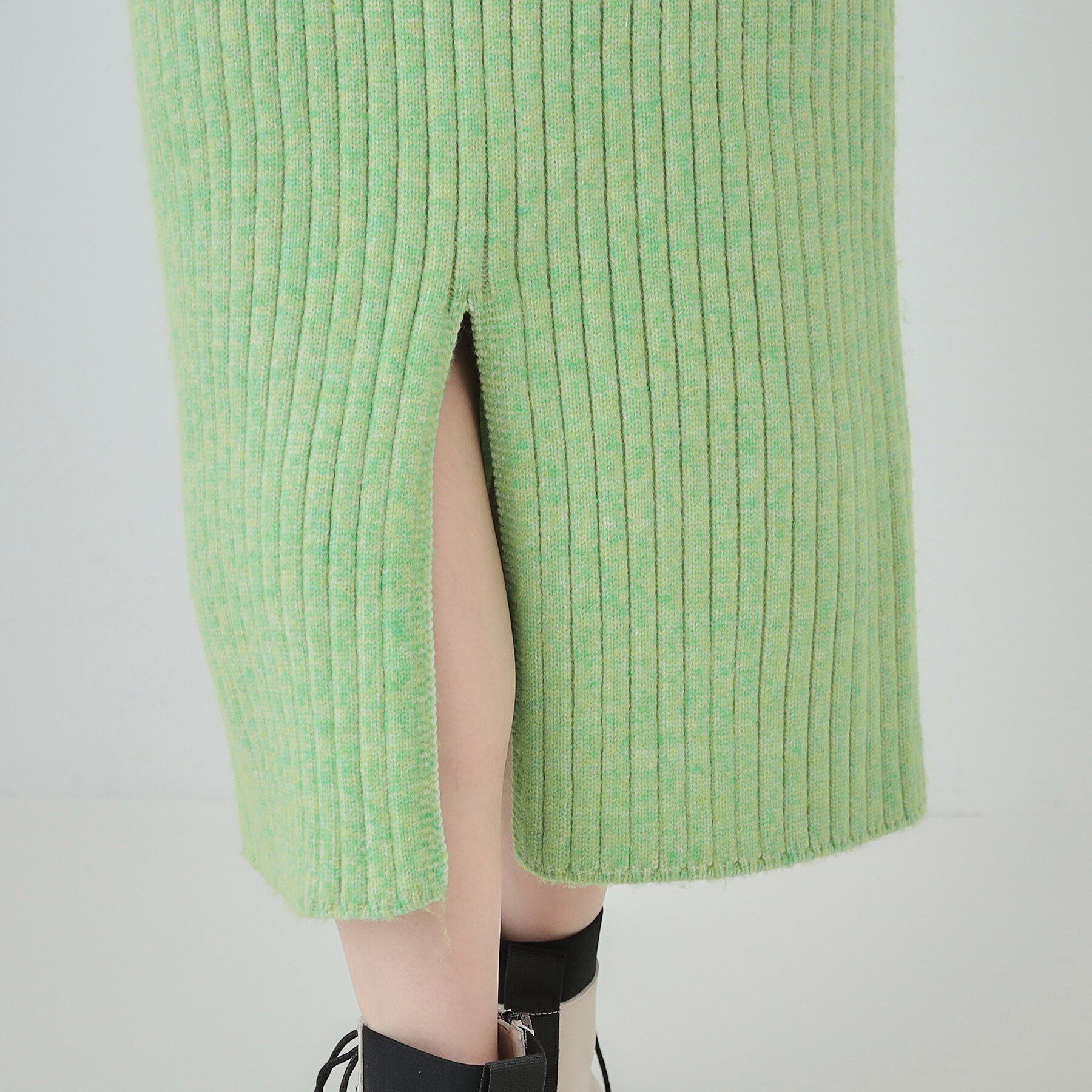 SHOO･LA･RUE「【セットアップ可】リブ編みの縦ラインですっきり見え ニットナロースカート」|スカート|