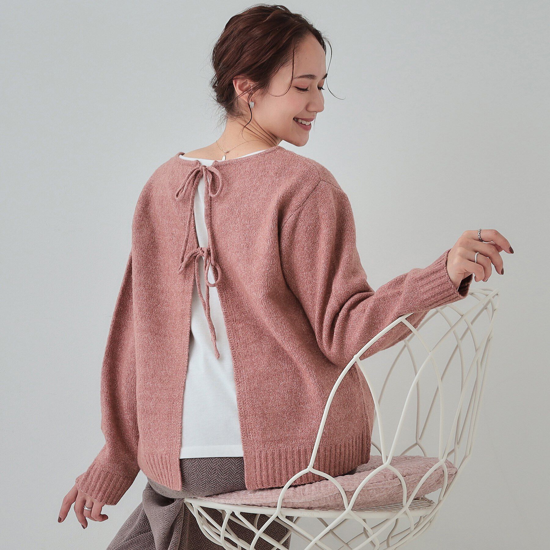 SHOO･LA･RUE「【S-LL/前後2WAY】カジュアルでもフェミニンでも バックリボンニット+ロンT」|ニット・セーター|ピンク(072)