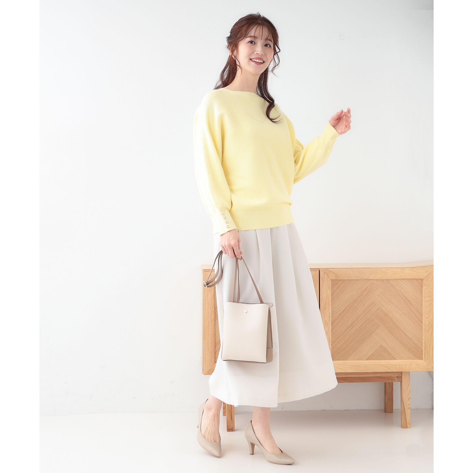 SHOO･LA･RUE「【洗える】大人の上品コーデに お袖ビジュー釦付きリブドルマンニット」|ニット・セーター|