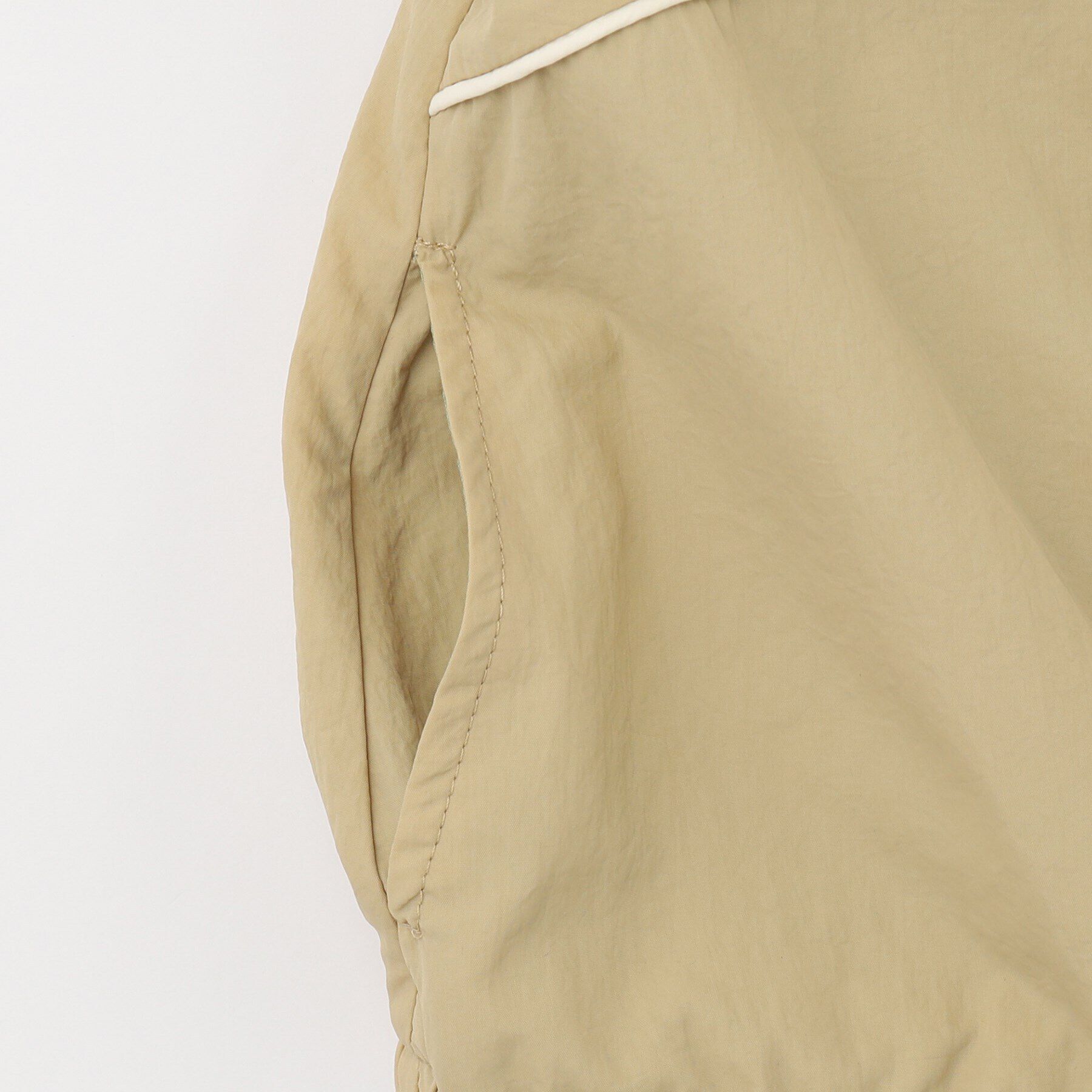 SHOO･LA･RUE「【100-150cm/洗える/男女兼用】スタンドカラー パイピングブルゾン」|ブルゾン・スタジャン|