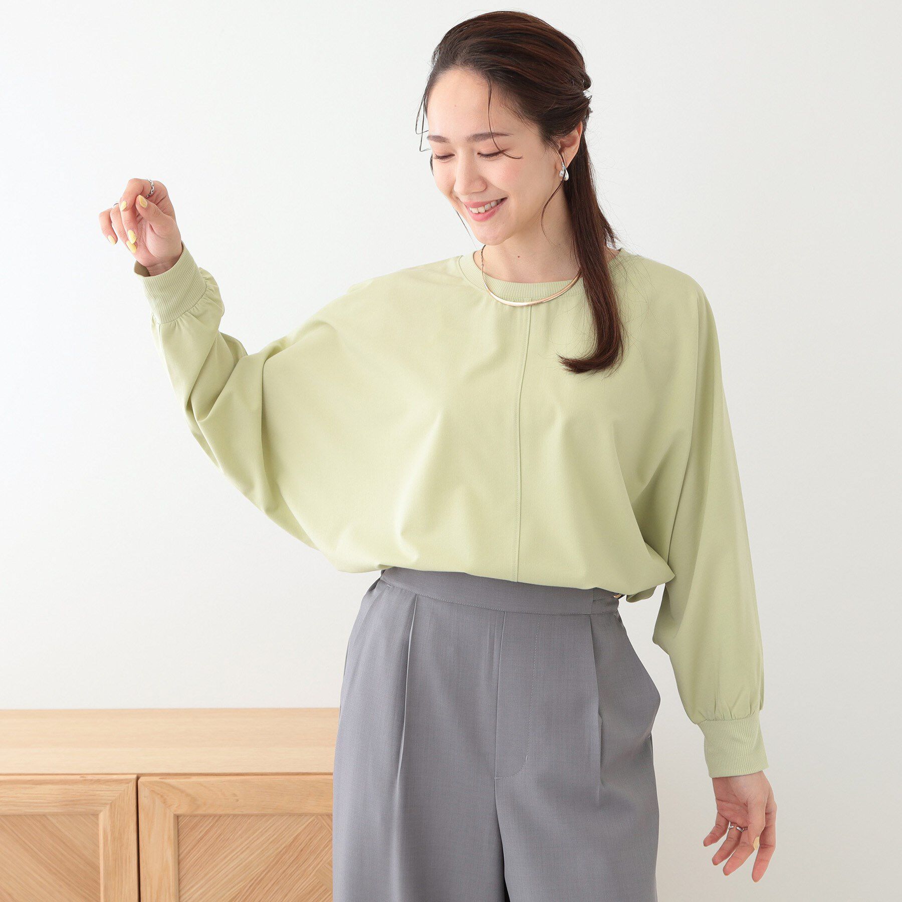 SHOO･LA･RUE「【高レビュー/洗える/洗濯後シワになりにくい/体型カバー】お袖ゆったり さらさらドルマンブラウス」|シャツ・ブラウス|