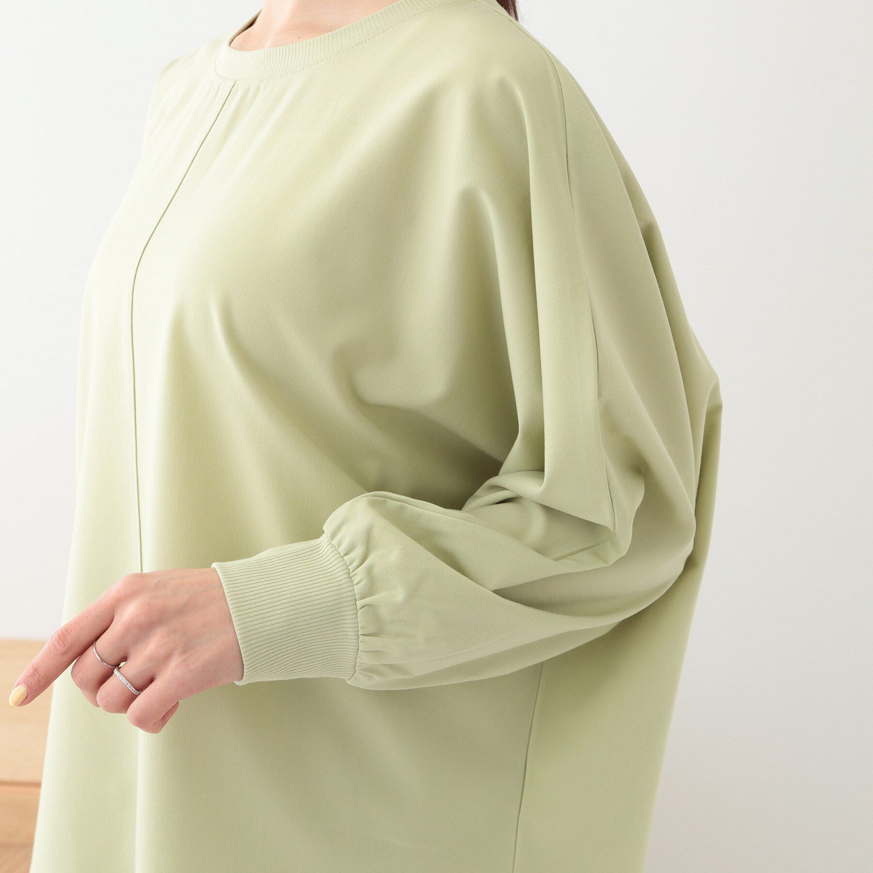 SHOO･LA･RUE「【高レビュー/洗える/洗濯後シワになりにくい/体型カバー】お袖ゆったり さらさらドルマンブラウス」|シャツ・ブラウス|