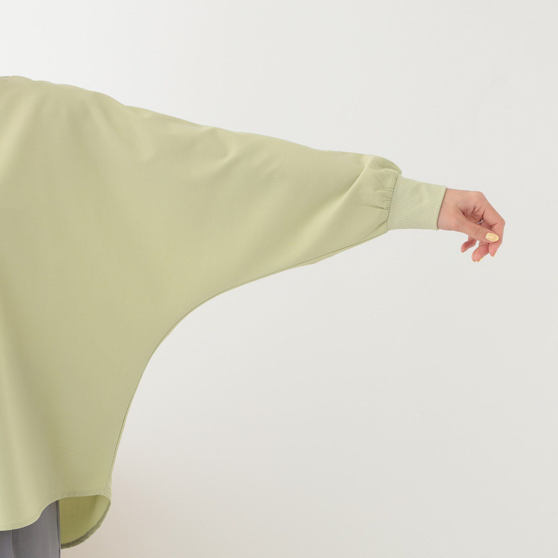 SHOO･LA･RUE「【高レビュー/洗える/洗濯後シワになりにくい/体型カバー】お袖ゆったり さらさらドルマンブラウス」|シャツ・ブラウス|