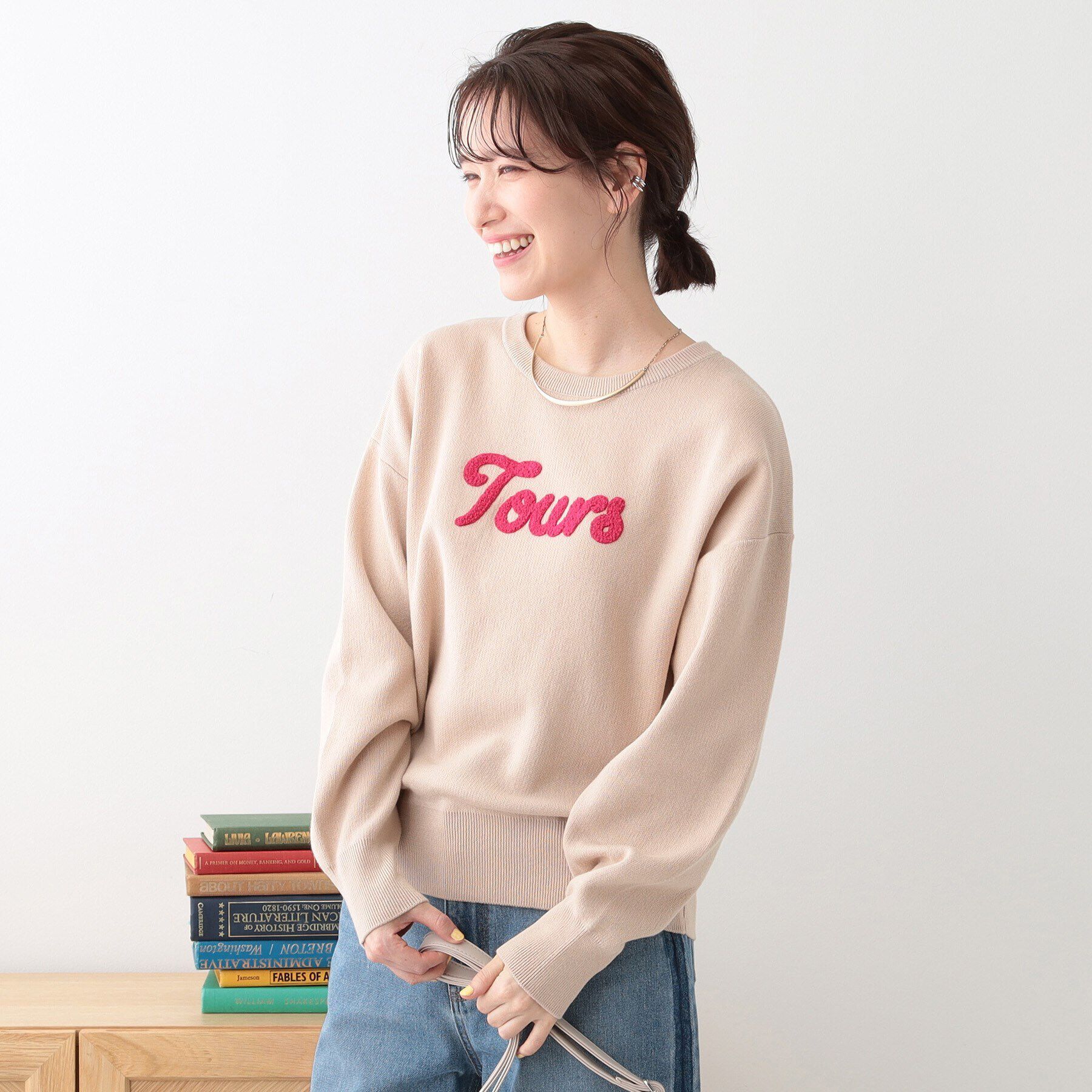 SHOO･LA･RUE「【洗える/S-LL/ちくちくしにくい】ロゴ入りスウェットライクニット」|ニット・セーター|