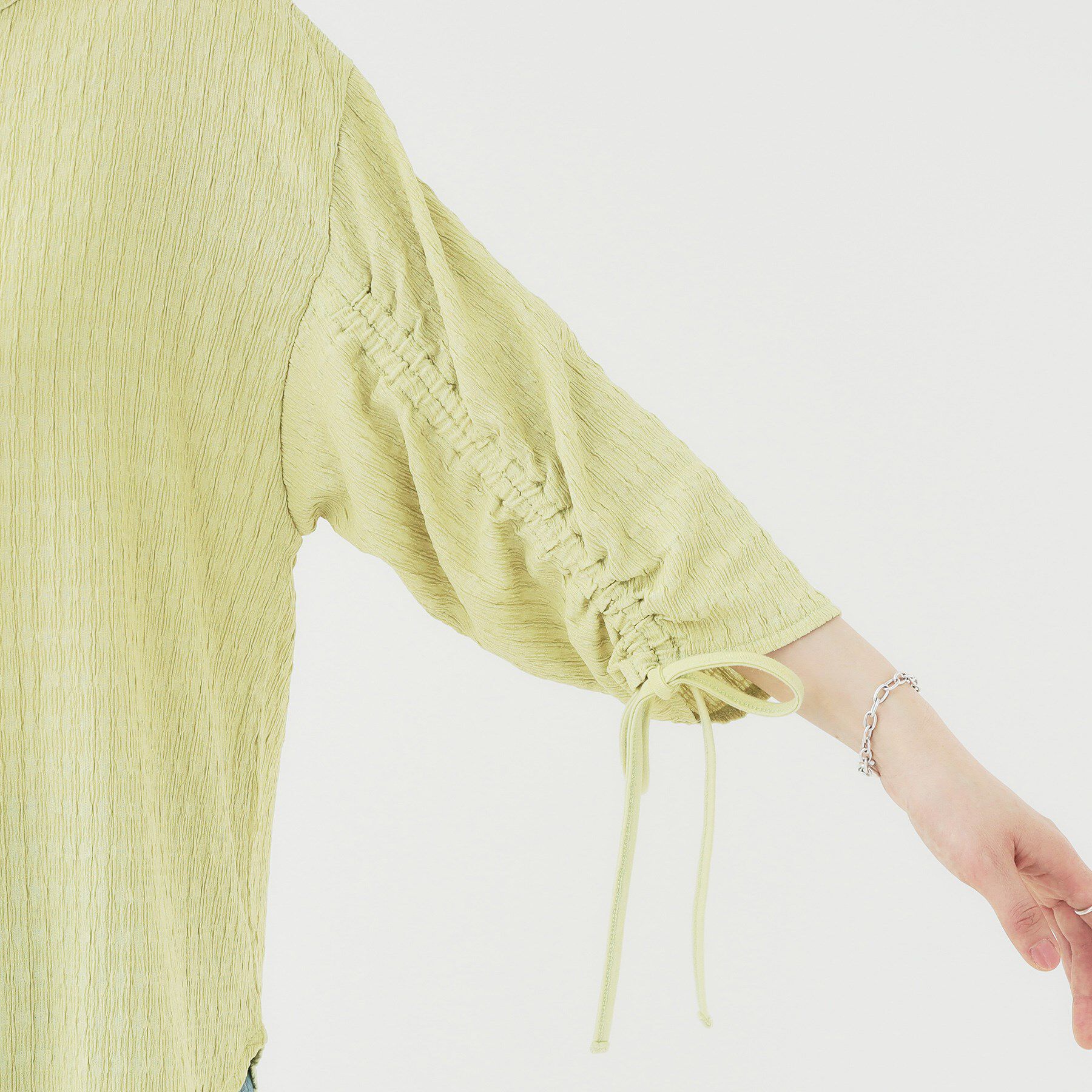 SHOO･LA･RUE「【洗える/S-LL】お袖シャーリングトップス」|シャツ・ブラウス|