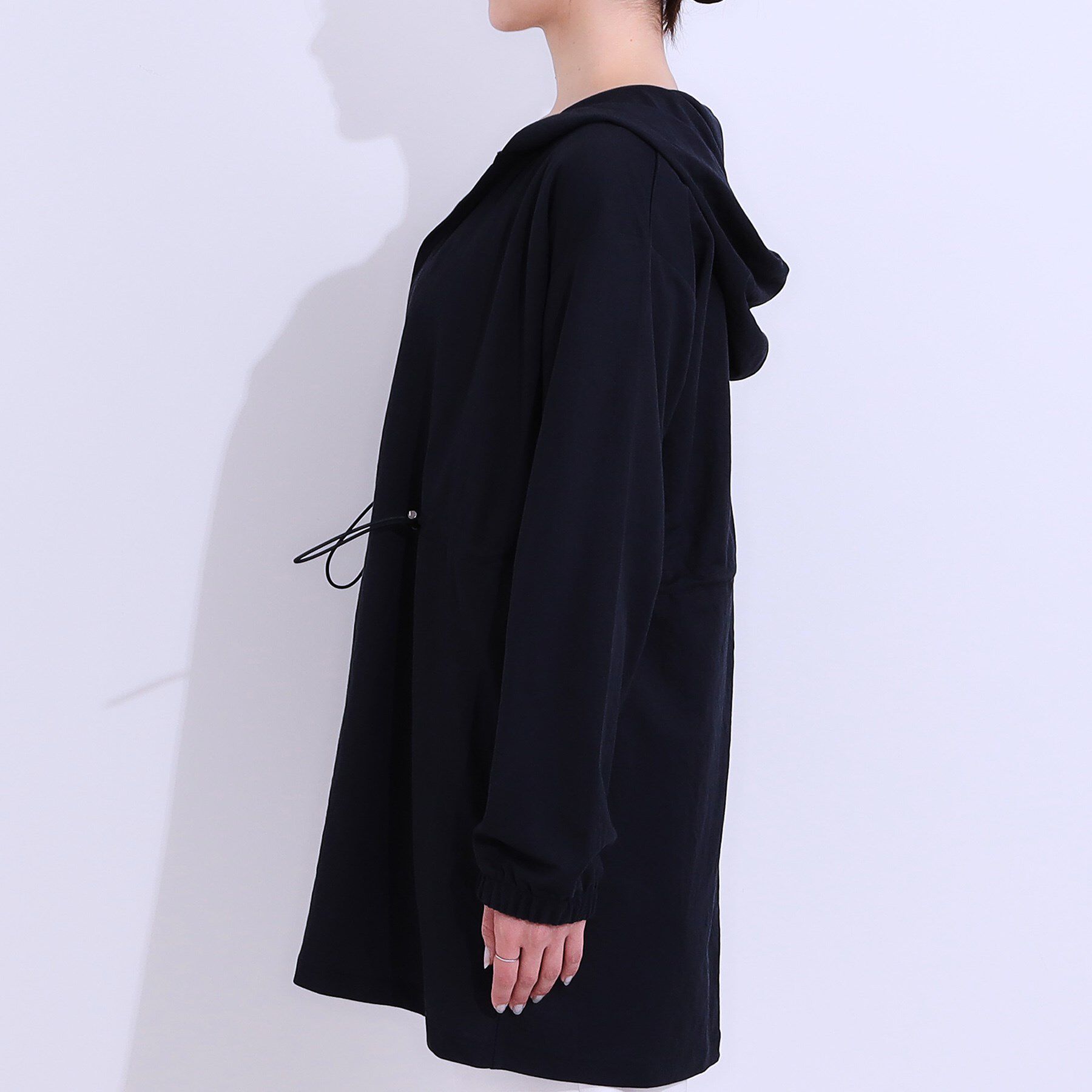 SHOO･LA･RUE「【S-LL/ひんやり/UV】さっと羽織れる お尻が隠れるフード付きパーカ」|パーカー|