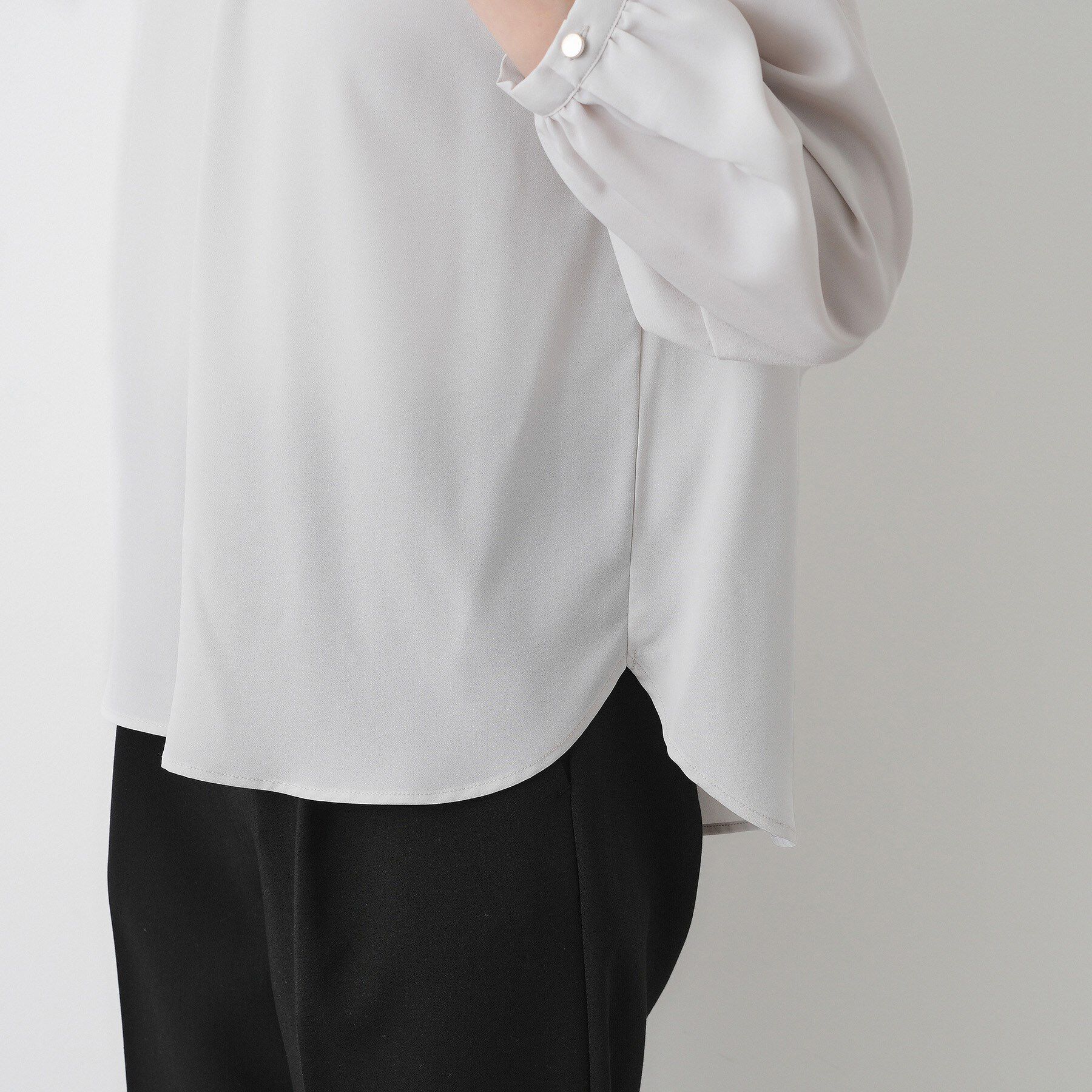 Dessin「【入卒/セレモニー/洗える】フリルネックブラウス」|シャツ・ブラウス|