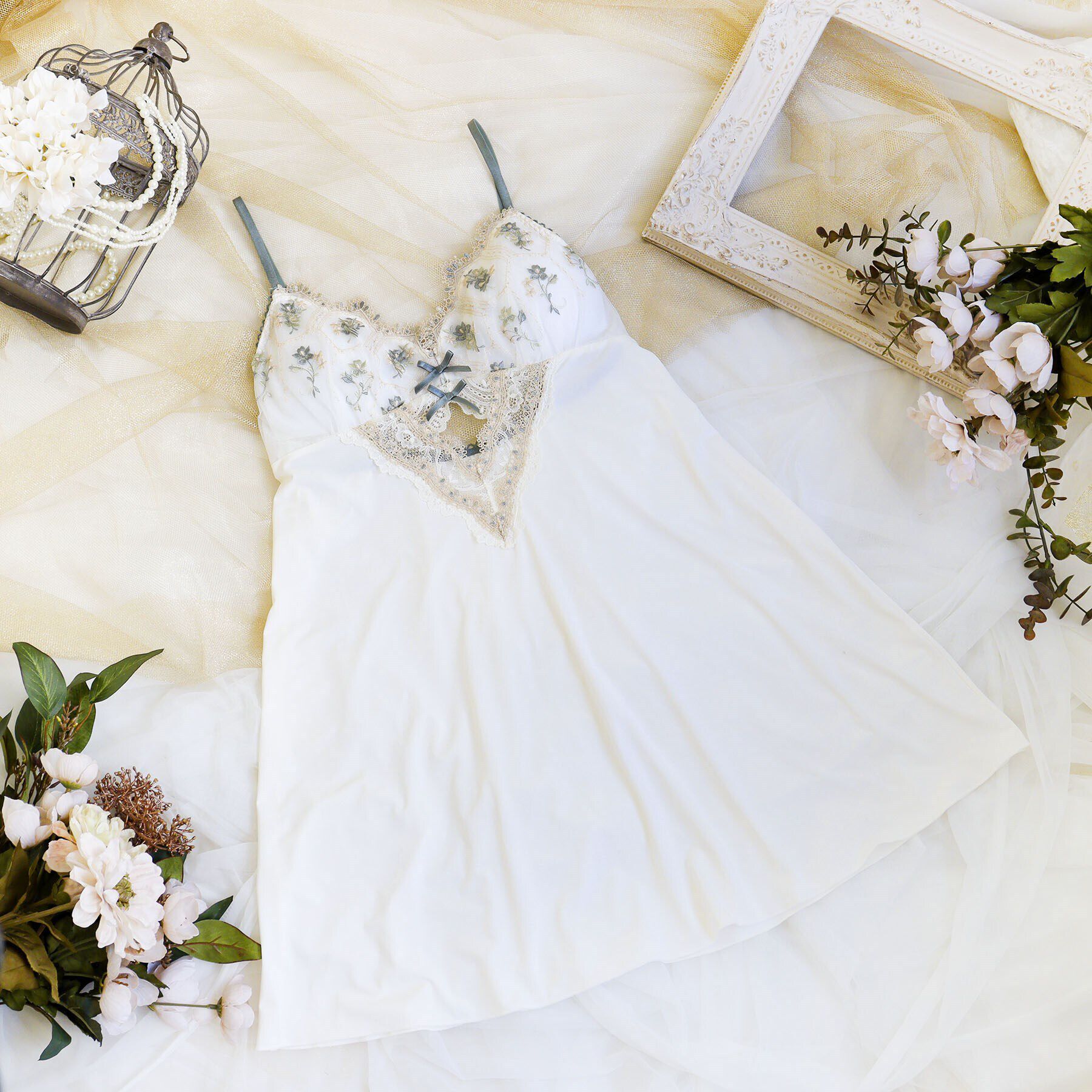 Risa Magli「シーラ カップ付スリップ」|キャミソール|アイボリー(004)