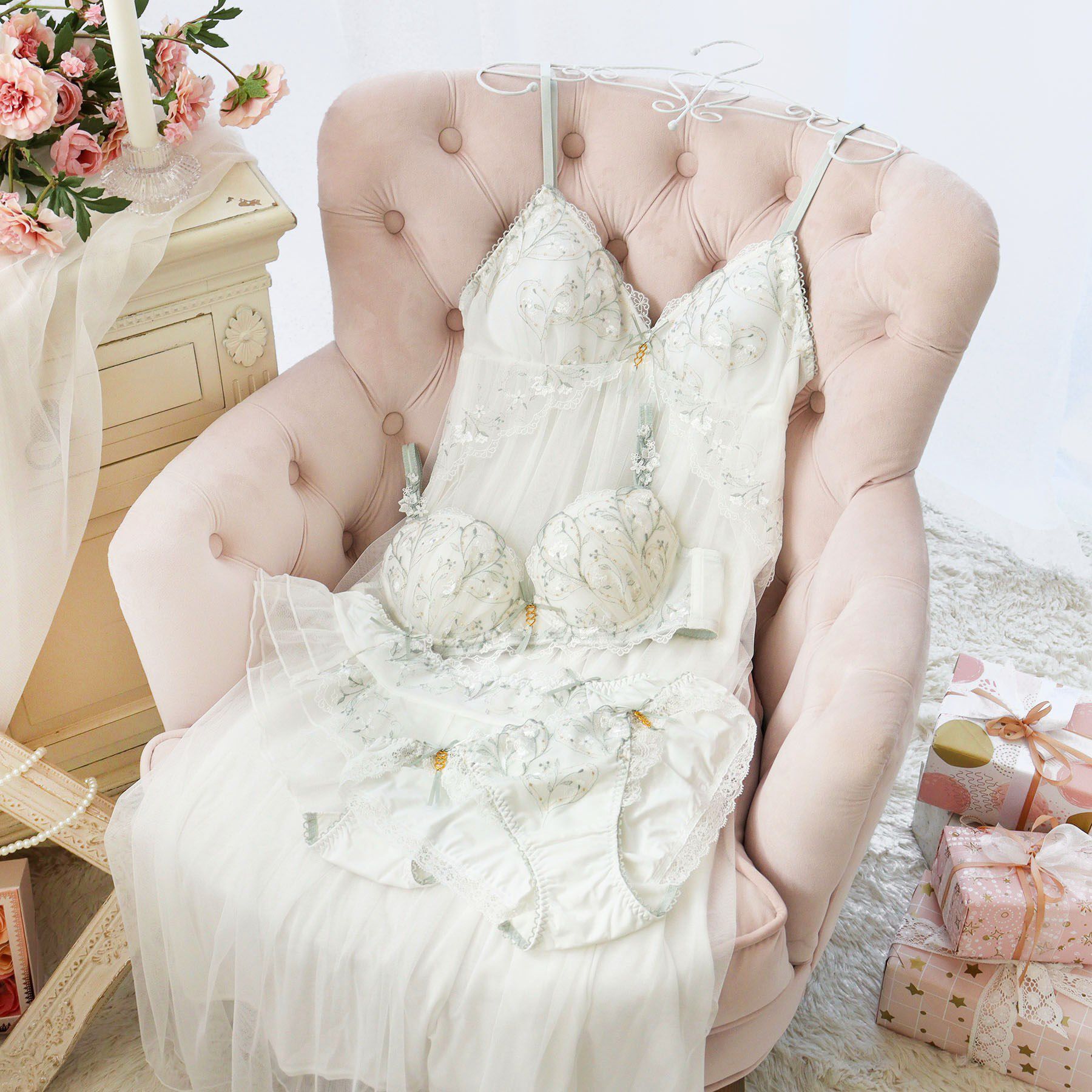 Risa Magli「フローチェ ブラジャー (B-C) ＜Sweet Rich（スウィートリッチ）＞」|インナー|