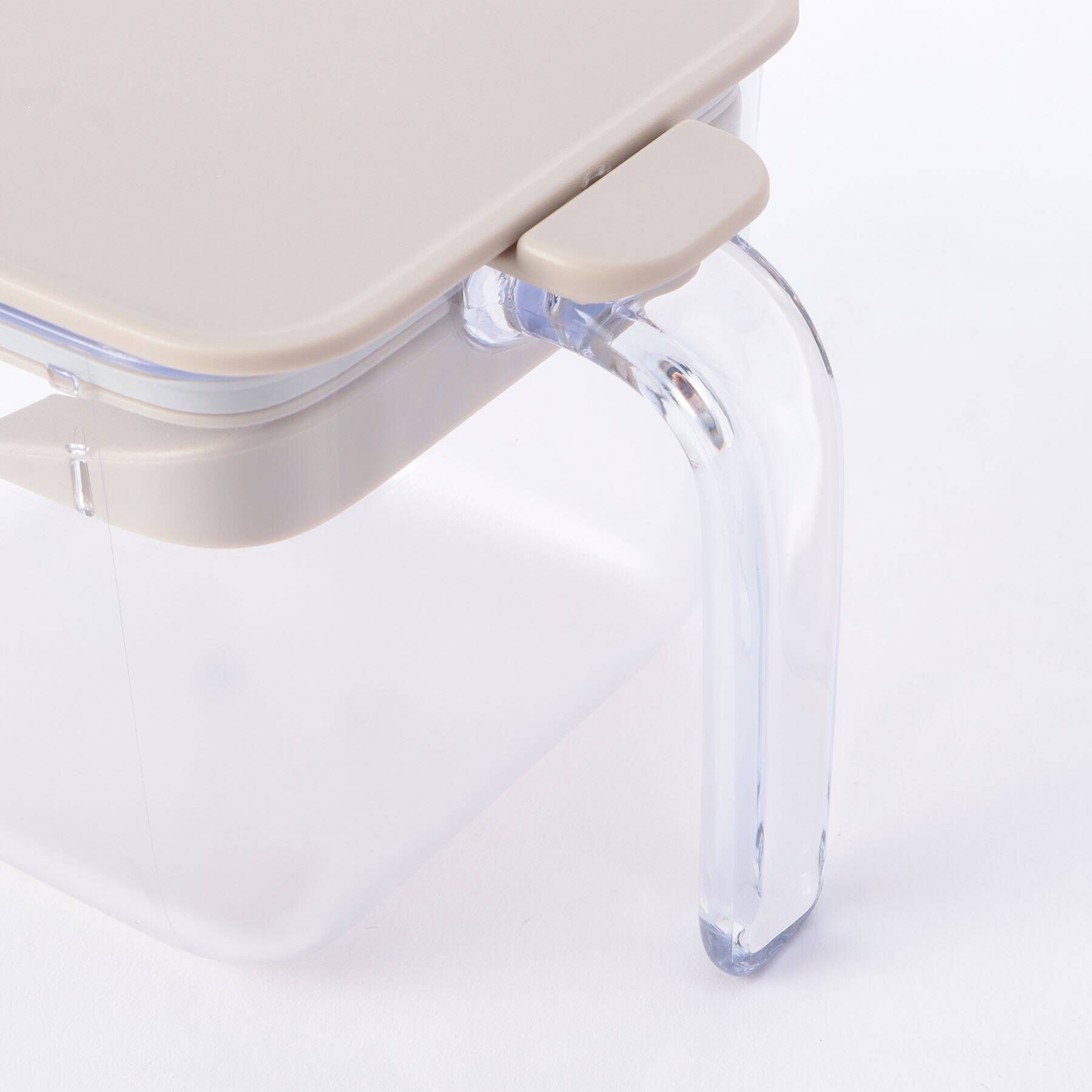 212 KITCHEN STORE「調味料ポット ワイド グレージュ ＜marna マーナ＞」|食器・キッチングッズ|