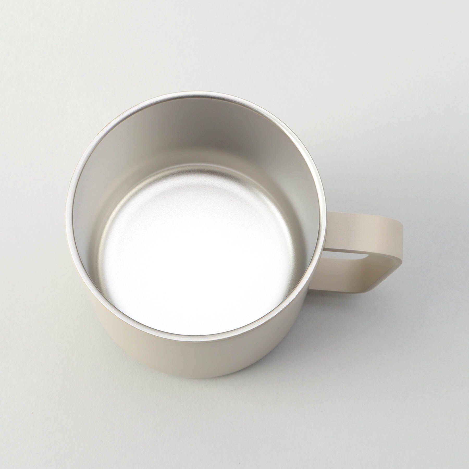 212 KITCHEN STORE「グッドフィーリング ステンレスマグ ベージュ フタ付」|グラス・マグカップ|