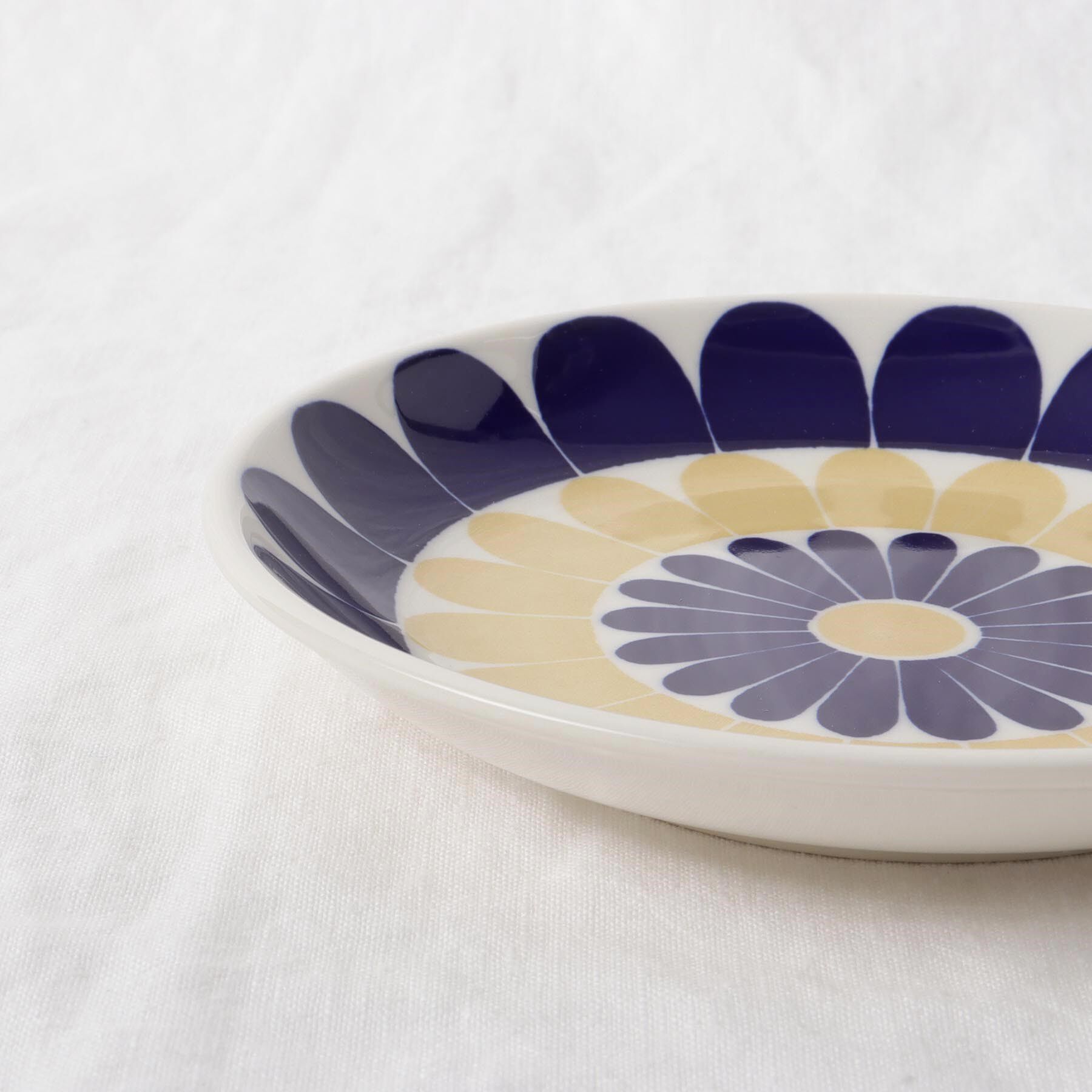 212 KITCHEN STORE「モア プレート小」|食器・キッチングッズ|