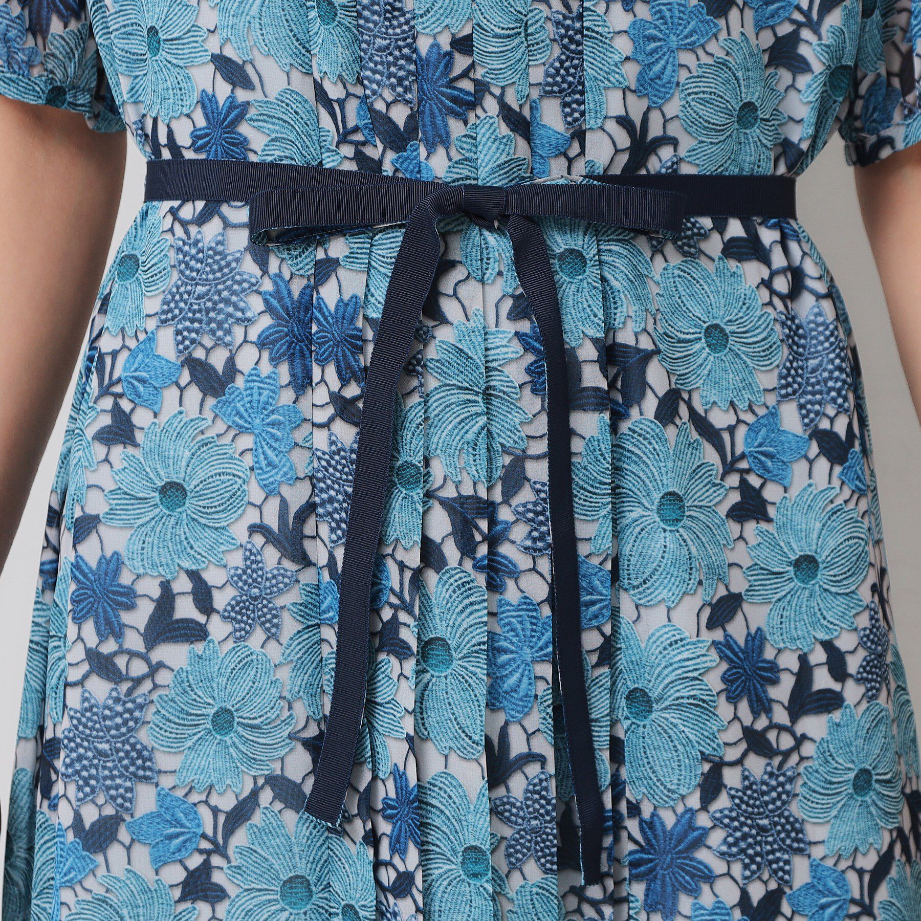 SunaUna「【完売間近／&yours project】レース柄プリーツワンピース」|ワンピース|