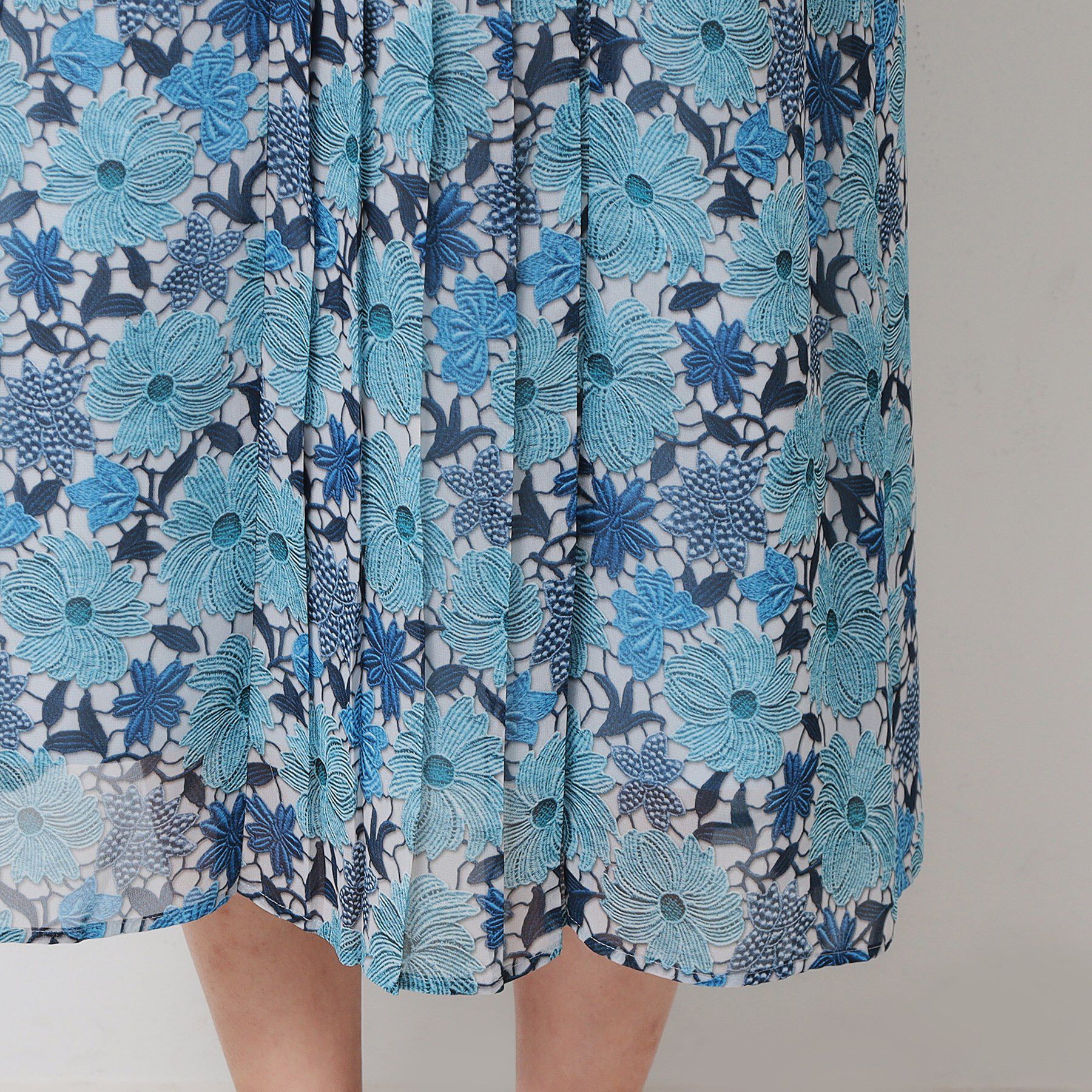 SunaUna「【完売間近／&yours project】レース柄プリーツワンピース」|ワンピース|