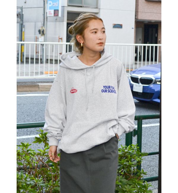 Ungrid「Russell Berkley別注 マルチロゴパーカー」|パーカー|