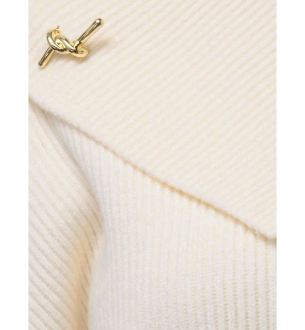 LAGUNAMOON「アシンメトリーカラーブローチ付きニット」|ニット・セーター|