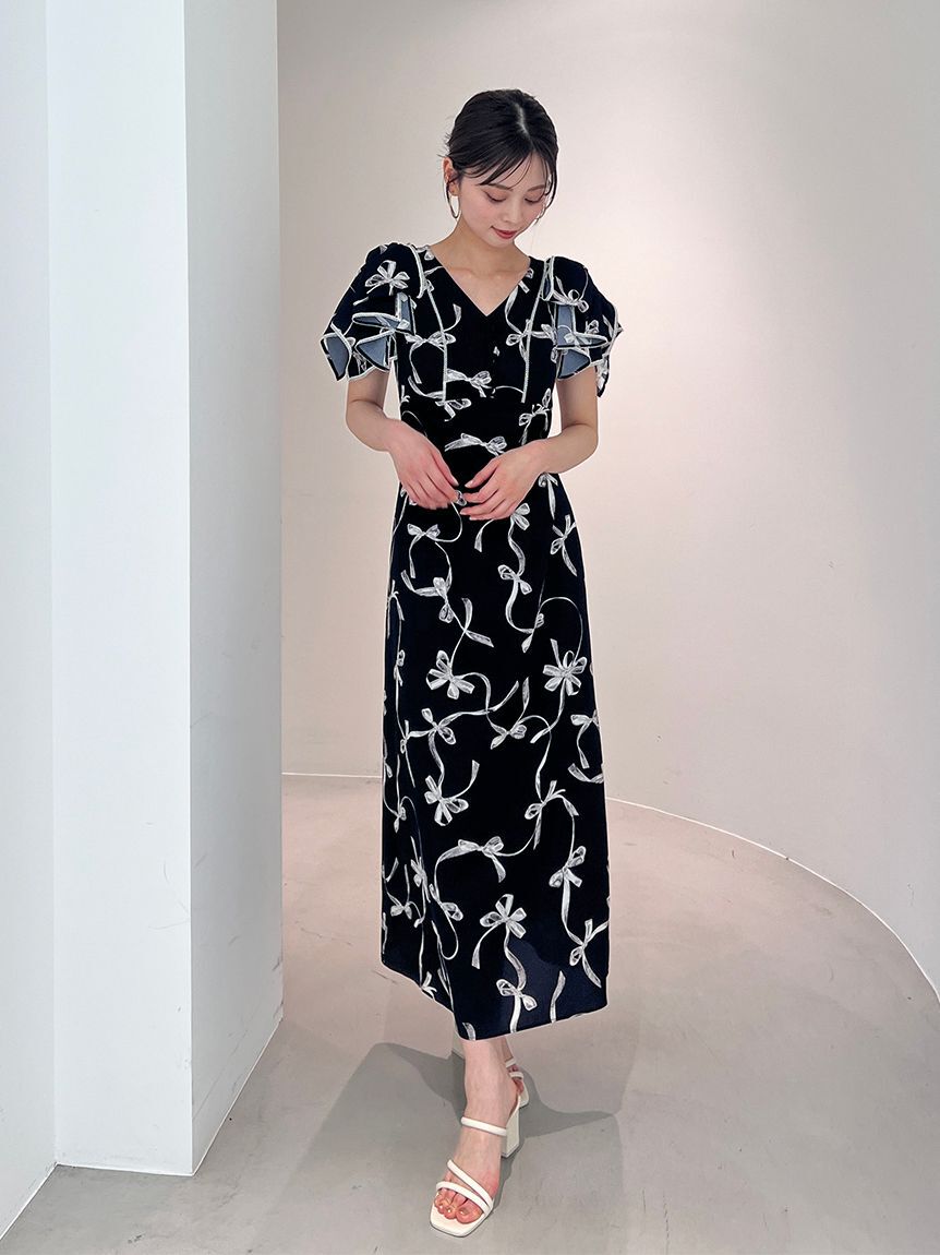 SNIDEL「【00サイズあり】Sustainableリボンプリントワンピース」|ワンピース|