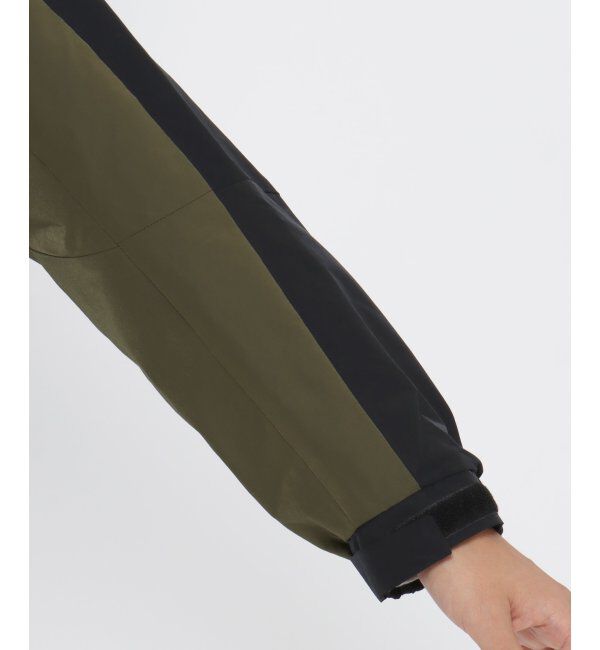 ikka「FIRST DOWN フードコート MAURI」|その他|