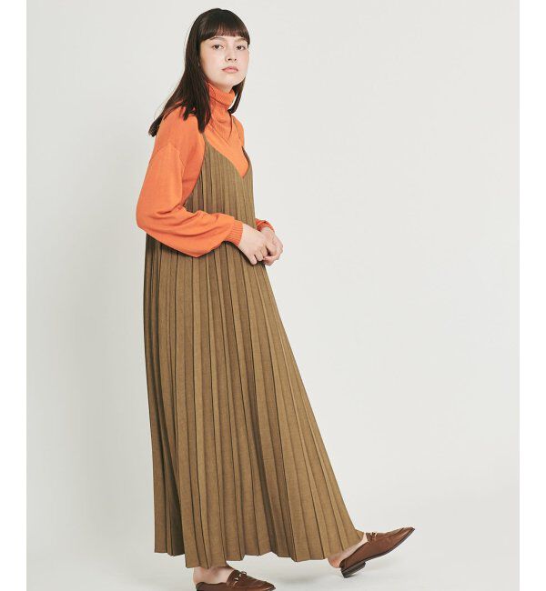 IKKA LOUNGE「&radic;M ルートエム プリーツワンピース」|ワンピース|