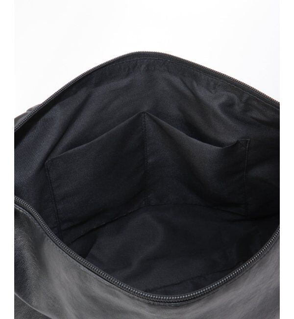 ikka「撥水合皮ハーフムーンビッグショルダーバッグ」|その他|