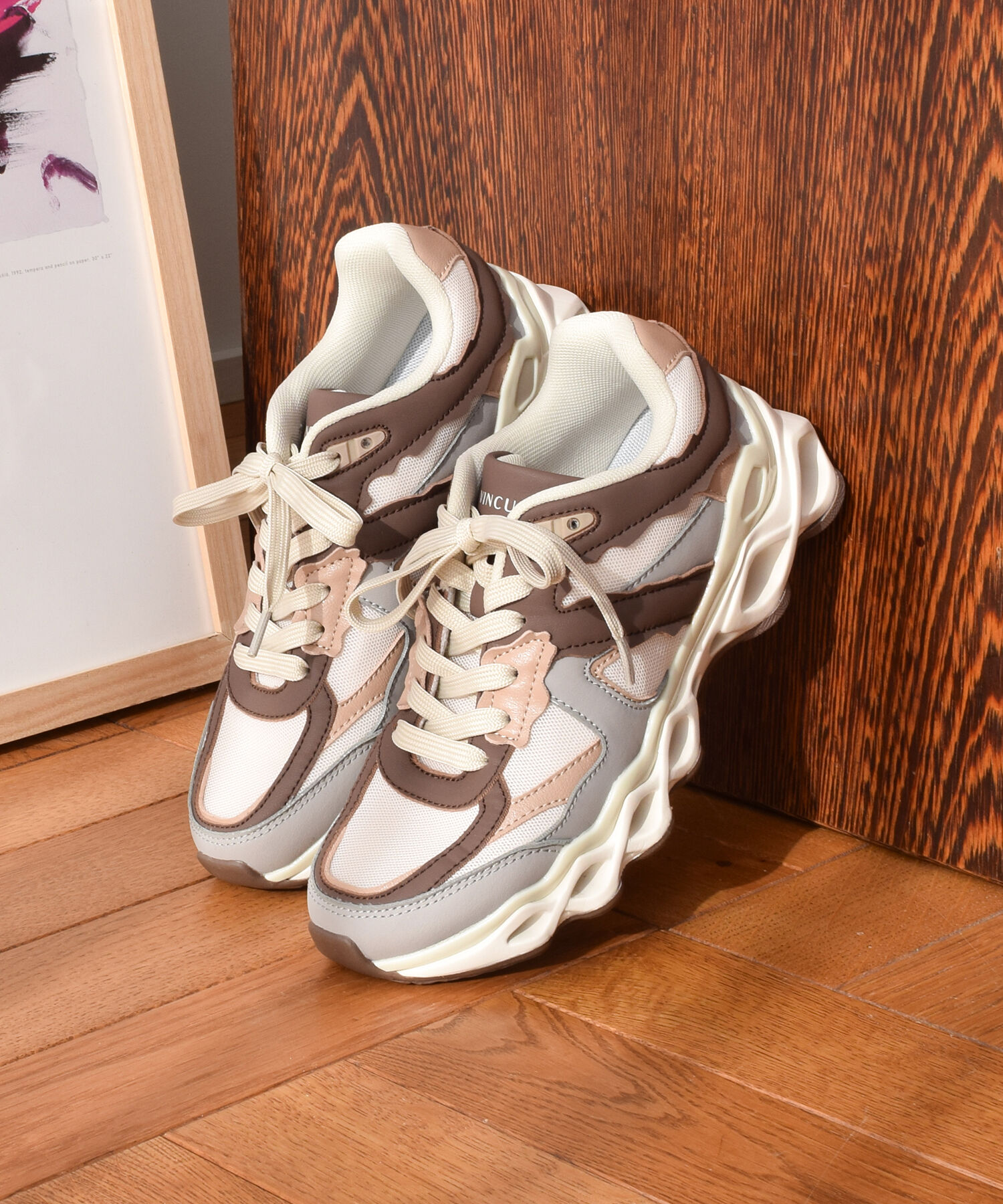  「【VINCULUM】中空ソールスニーカー(755107)」|スニーカー|