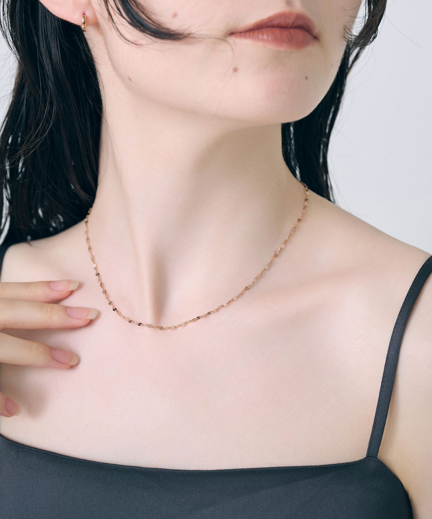 Phoebe「【金属アレルギー対応】スパークリングペタルネックレス　ローズゴールド/サージカルステンレス」|ネックレス|