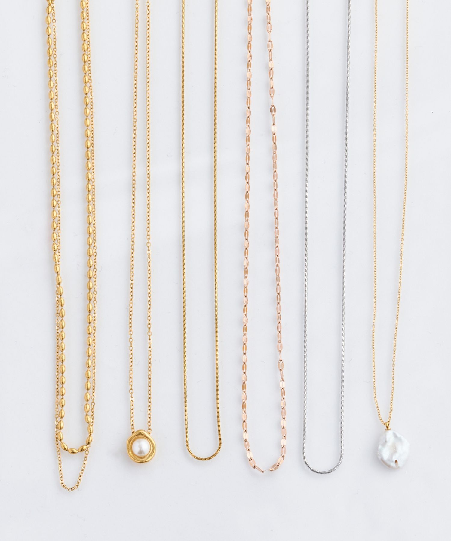 Phoebe「【金属アレルギー対応】スパークリングペタルネックレス　ローズゴールド/サージカルステンレス」|ネックレス|