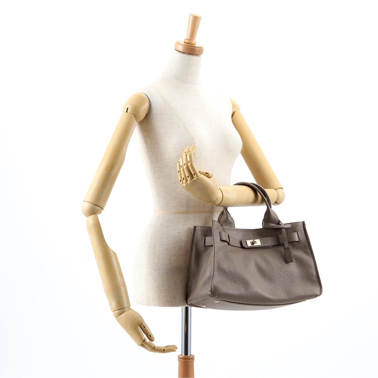 銀座かねまつ「RM23505PS1 【本革】ターンロック付き2WAYショルダーバッグ」|ショルダー・メッセンジャー|