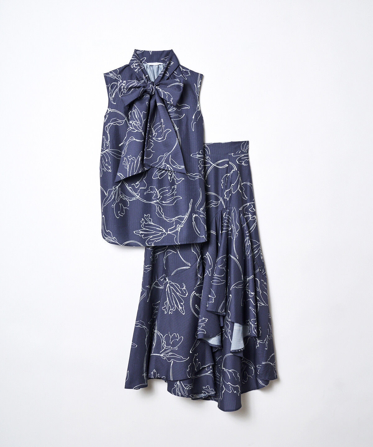 REDYAZEL「オリジナルフラワーボウタイセットアップ」|ワンピース|