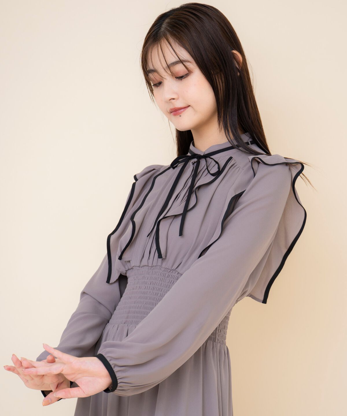 REDYAZEL「バイカラーフリルワンピース」|ワンピース|