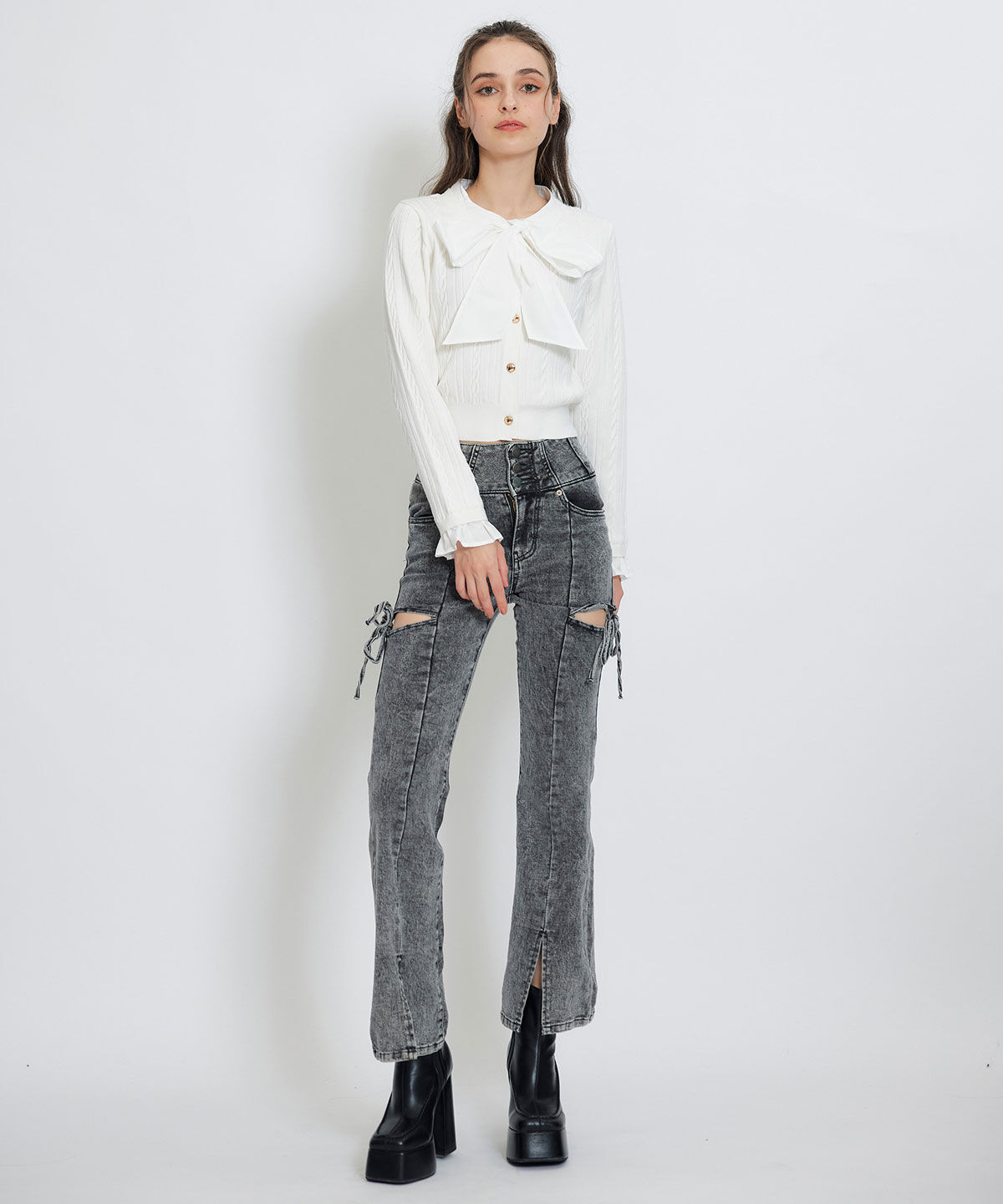 REDYAZEL「エンブレムボタンケーブルリボンタイニットトップス」|ニット・セーター|