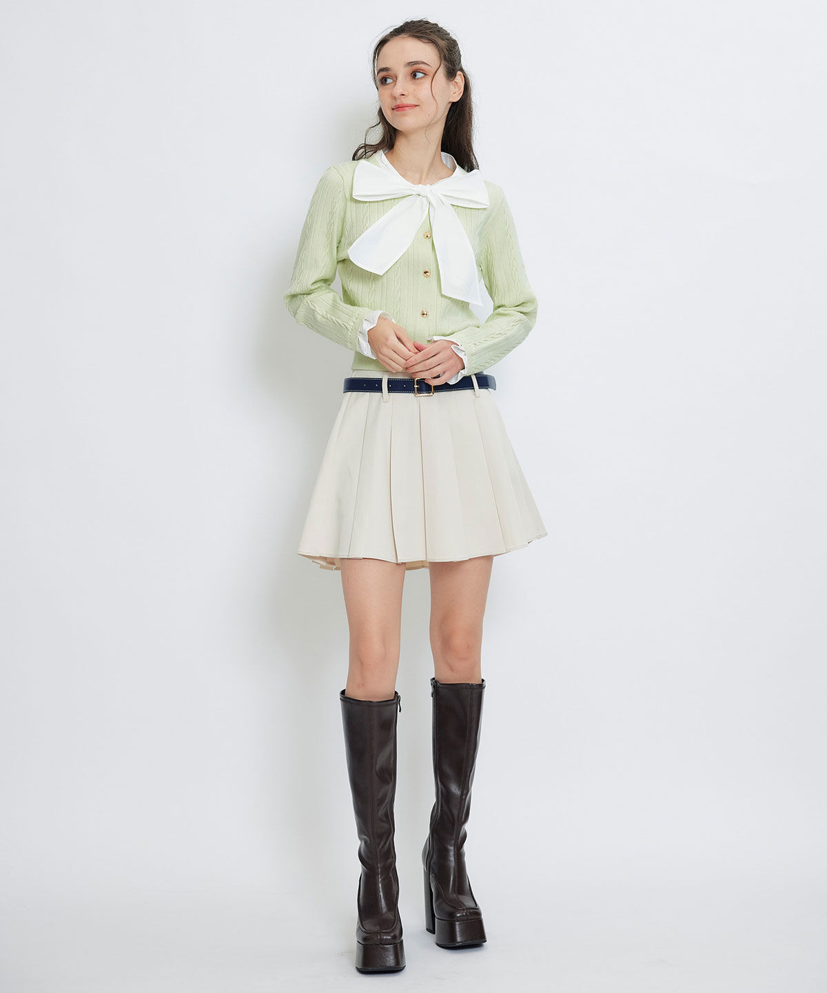 REDYAZEL「エンブレムボタンケーブルリボンタイニットトップス」|ニット・セーター|