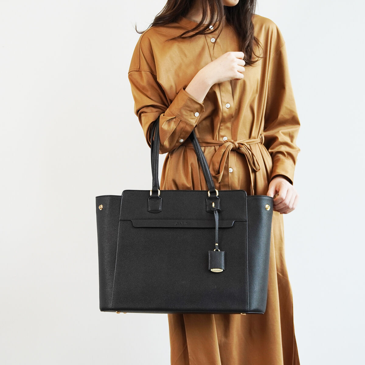 Jewelna Rose「ジュエルナローズ リモハピ トートバッグ A4サイズ PC収納 通勤 リモートワーク 15.6インチ 10771」|トートバッグ|ブラック