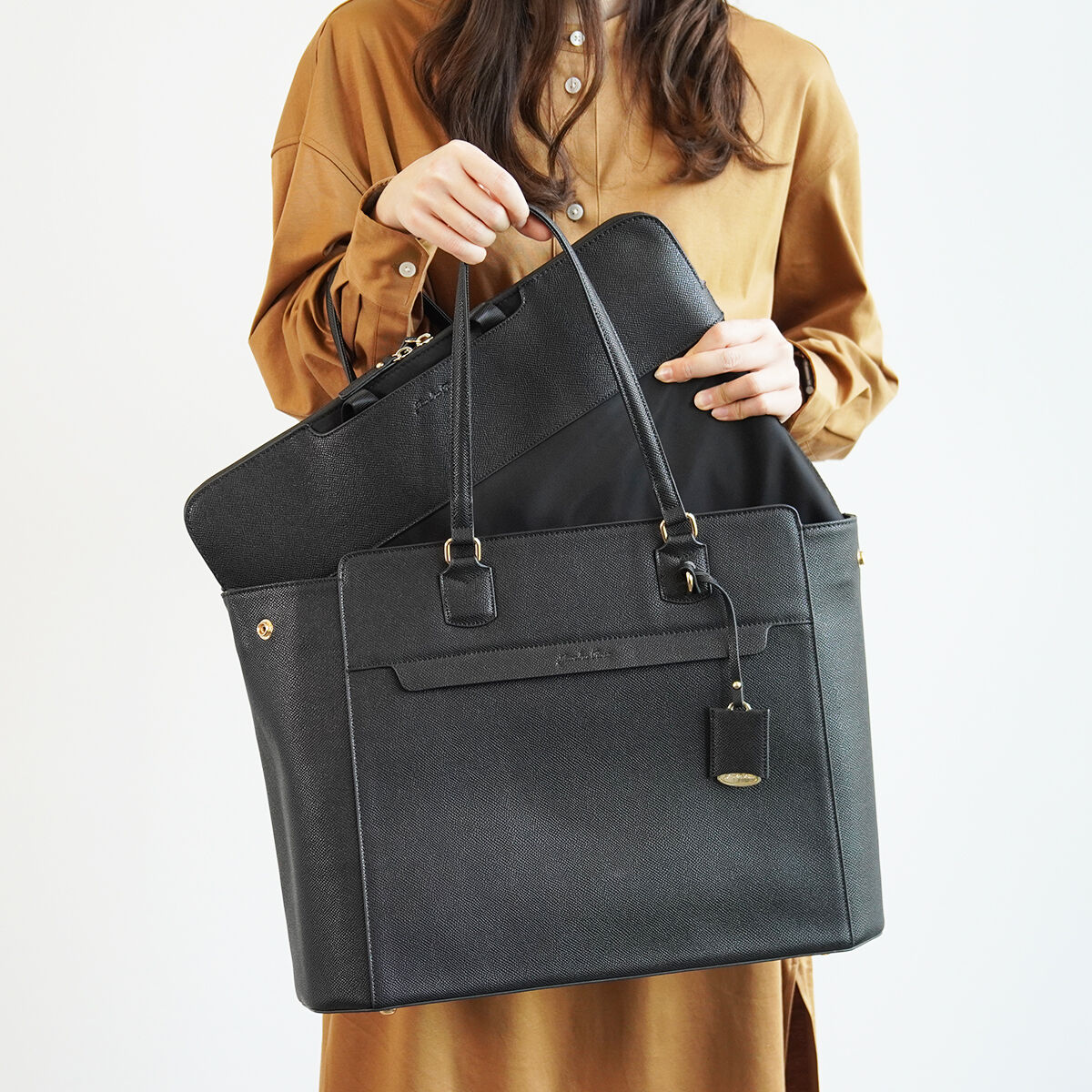 Jewelna Rose「ジュエルナローズ リモハピ トートバッグ A4サイズ PC収納 通勤 リモートワーク 15.6インチ 10771」|トートバッグ|