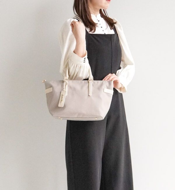 Jewelna Rose「Jewelna Rose グレタ ナイロントートバッグ 小 16180」|ショルダー・メッセンジャー|アイボリー