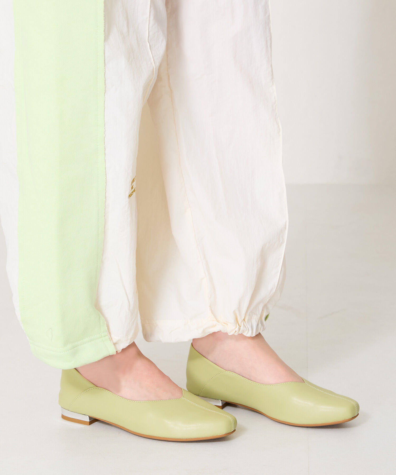 ORiental TRaffic「●通年使える●センターシームバブーシュ/51107 パンプス フラット 柔らかい」|パンプス|