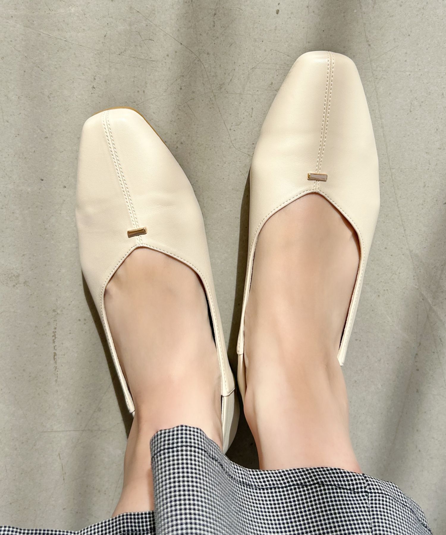 ORiental TRaffic「ゴールドパーツ Vカット バブーシュ /51112 パンプス 通勤靴 柔らかい」|パンプス|